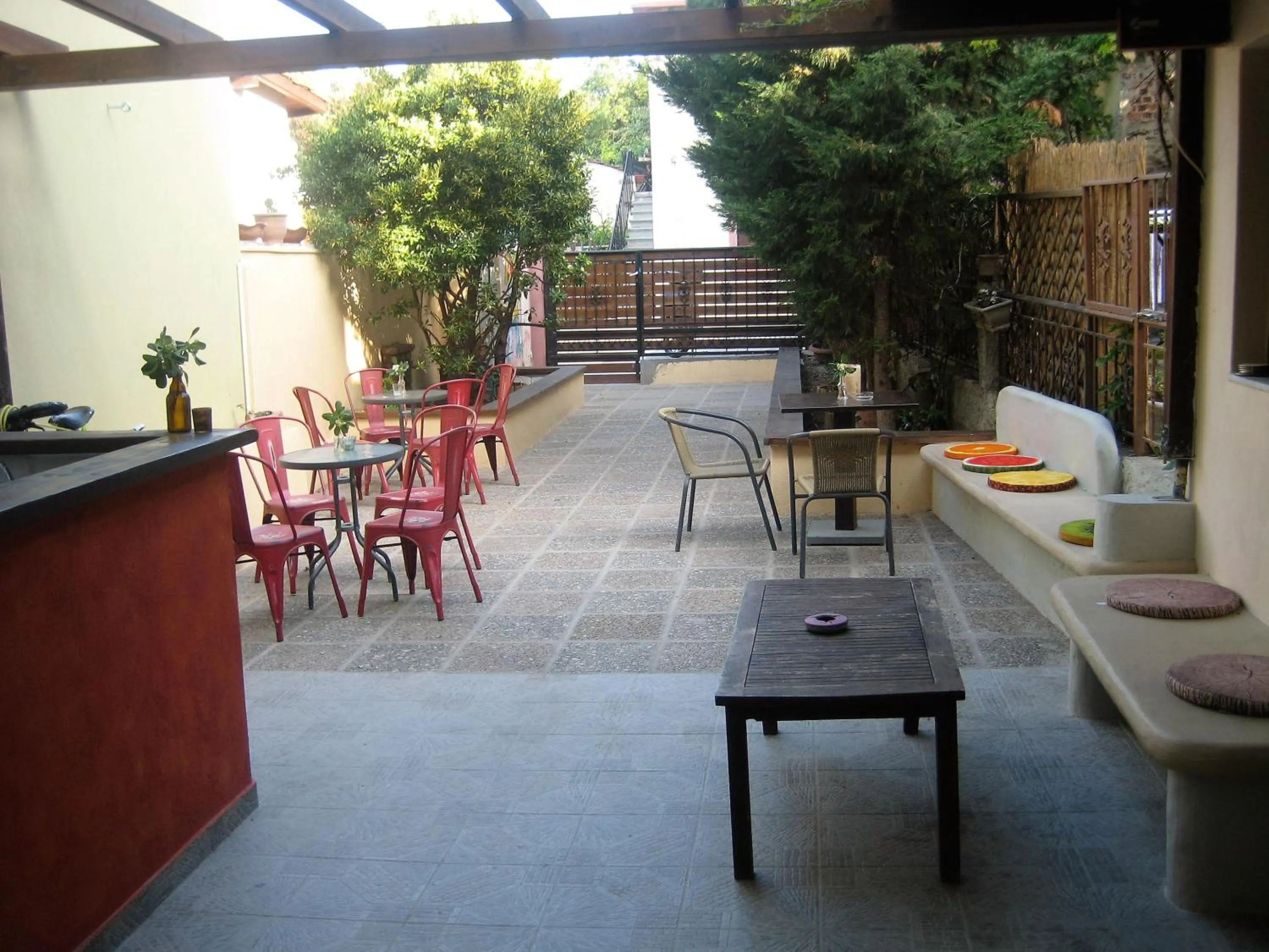 Property building in Studios Arabas