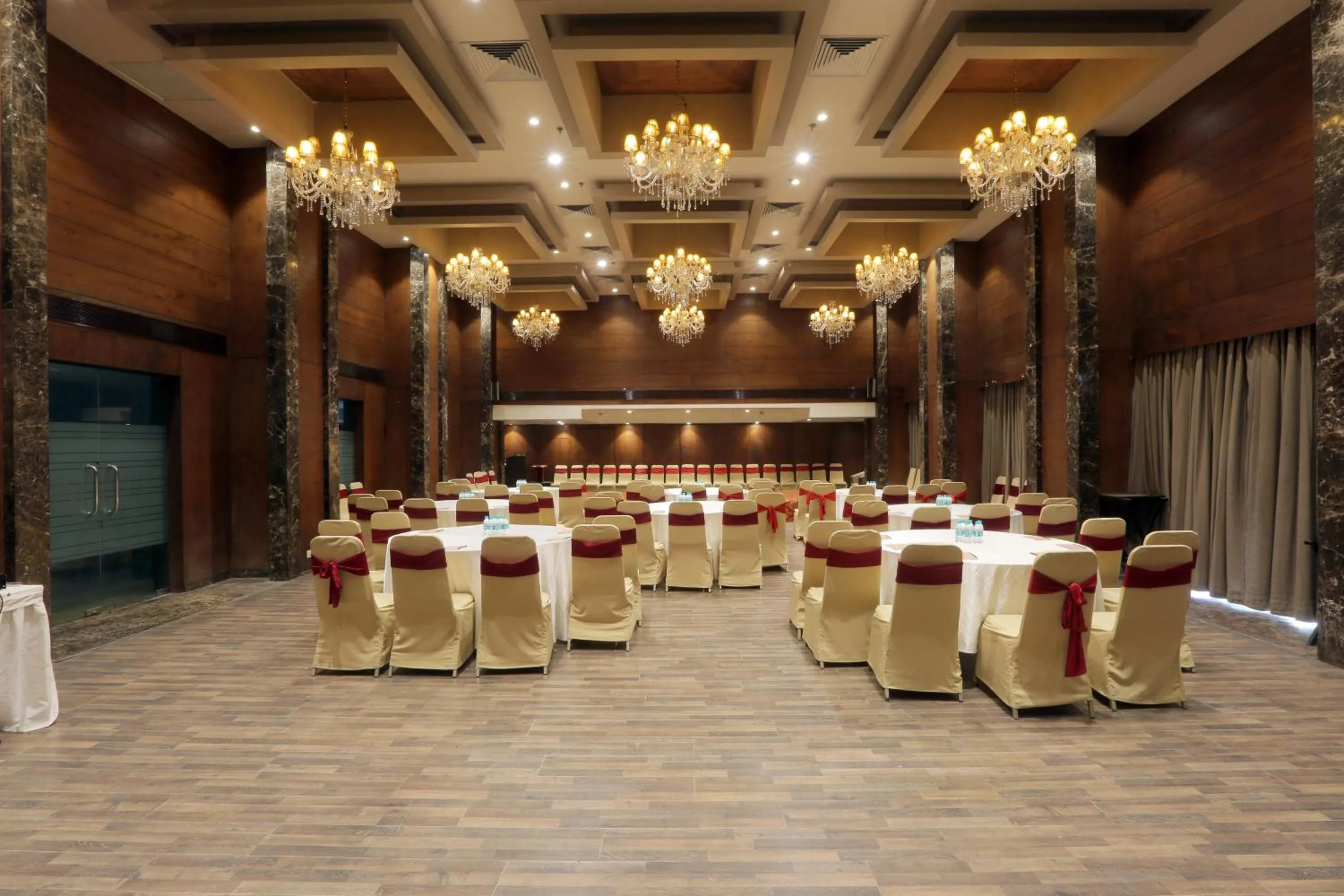 Banquet/Function facilities in Vesta International