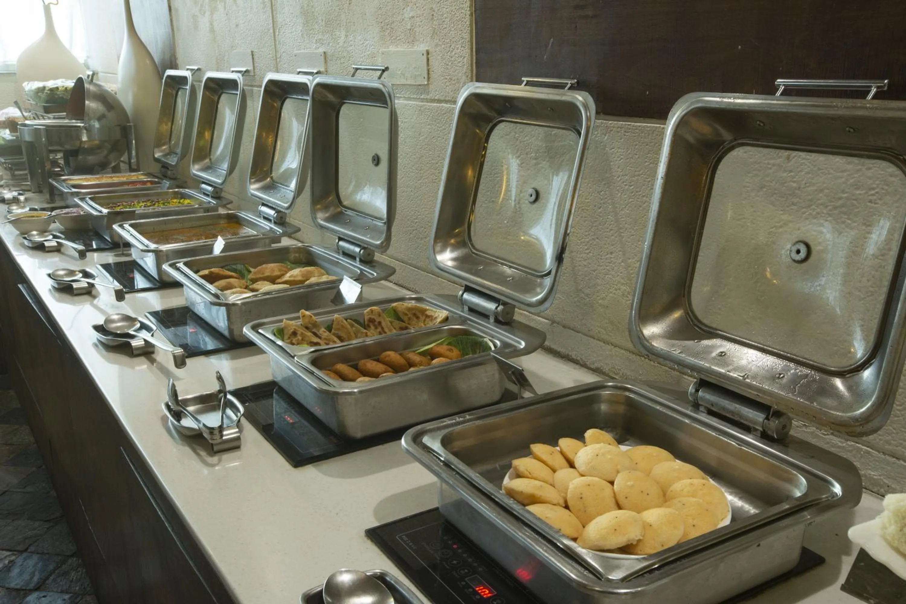 Food and drinks in Vesta International