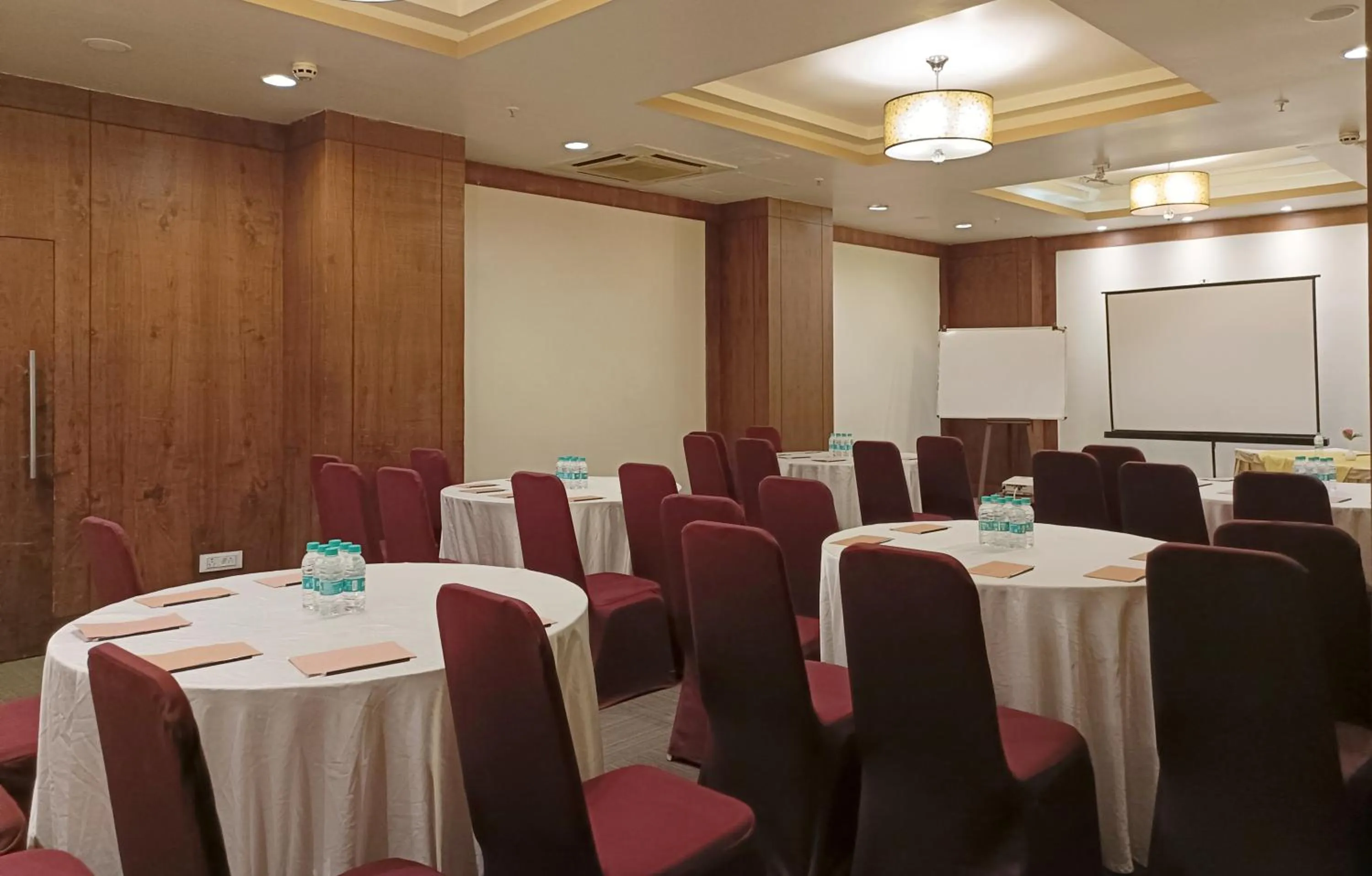 Meeting/conference room in Vesta International