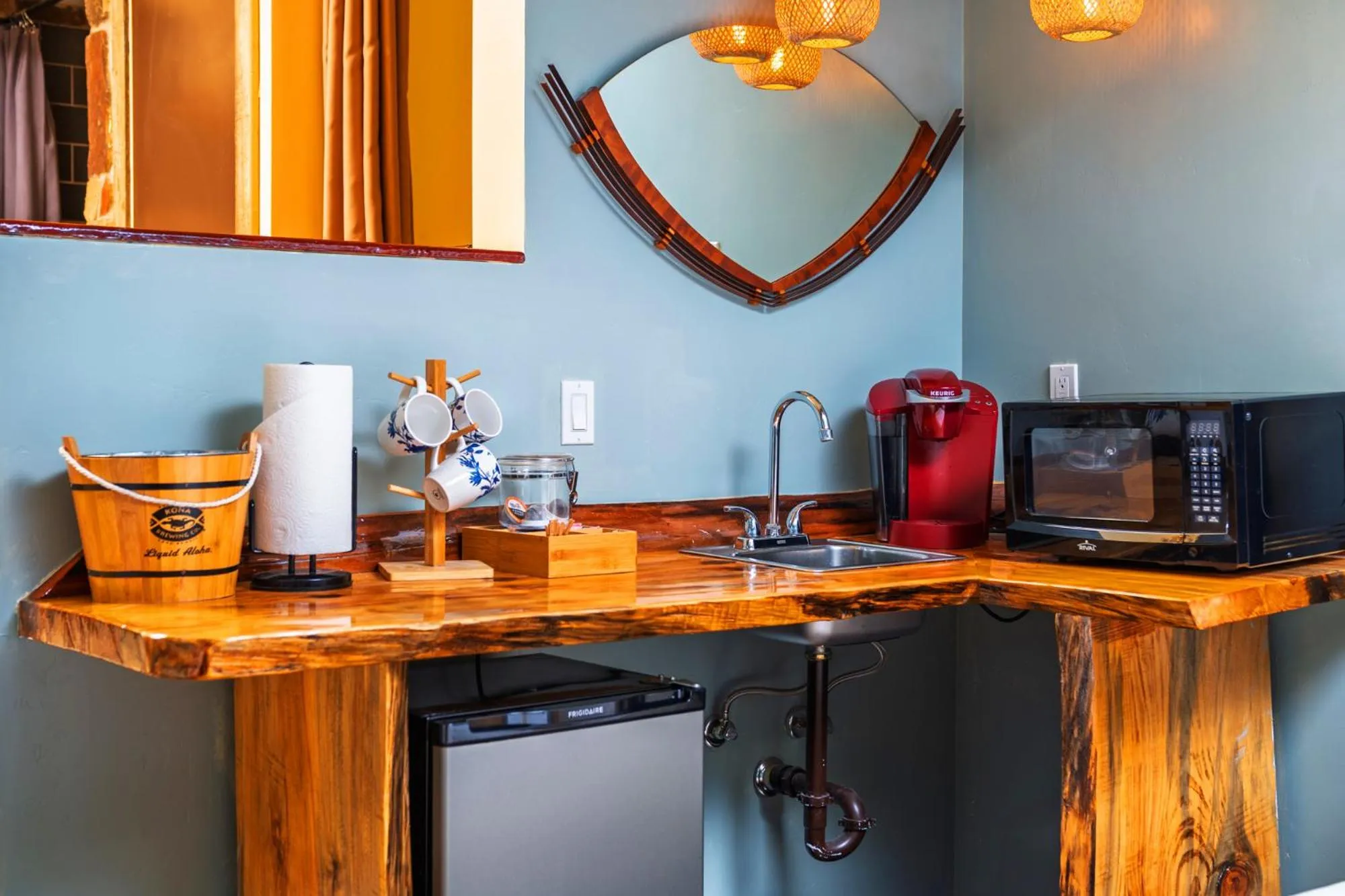 Kitchen or kitchenette in Nomads Hotel