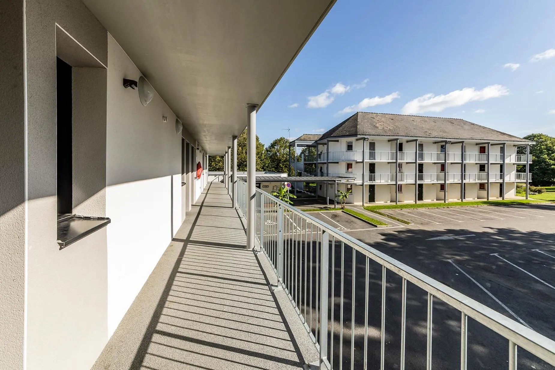 Balcony/Terrace in Hotel du Parc - Chantepie