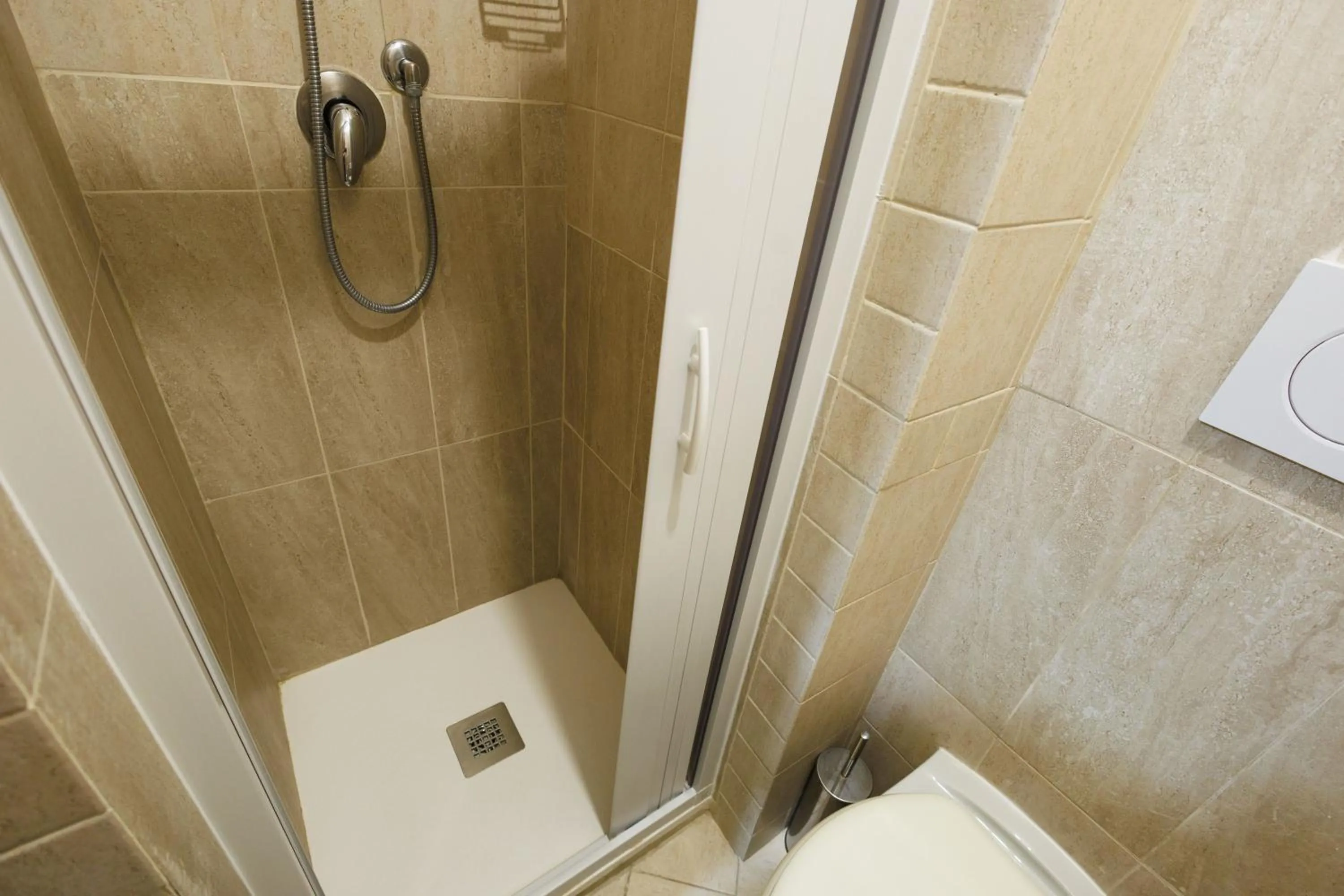 Bathroom in Hotel Terminal