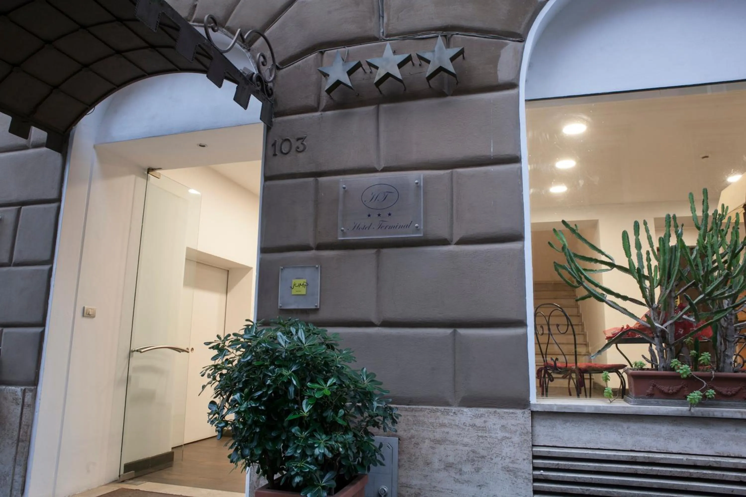 Facade/entrance in Hotel Terminal