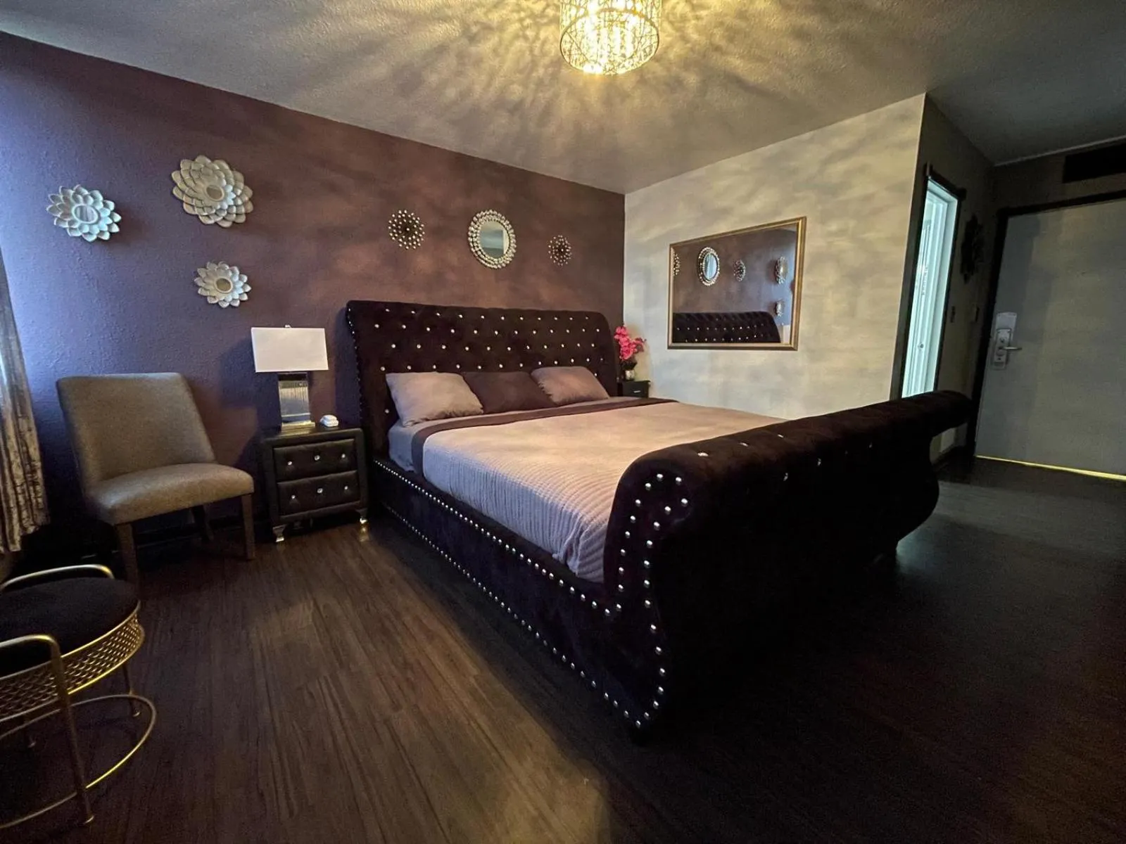 The Village Inn Hotel