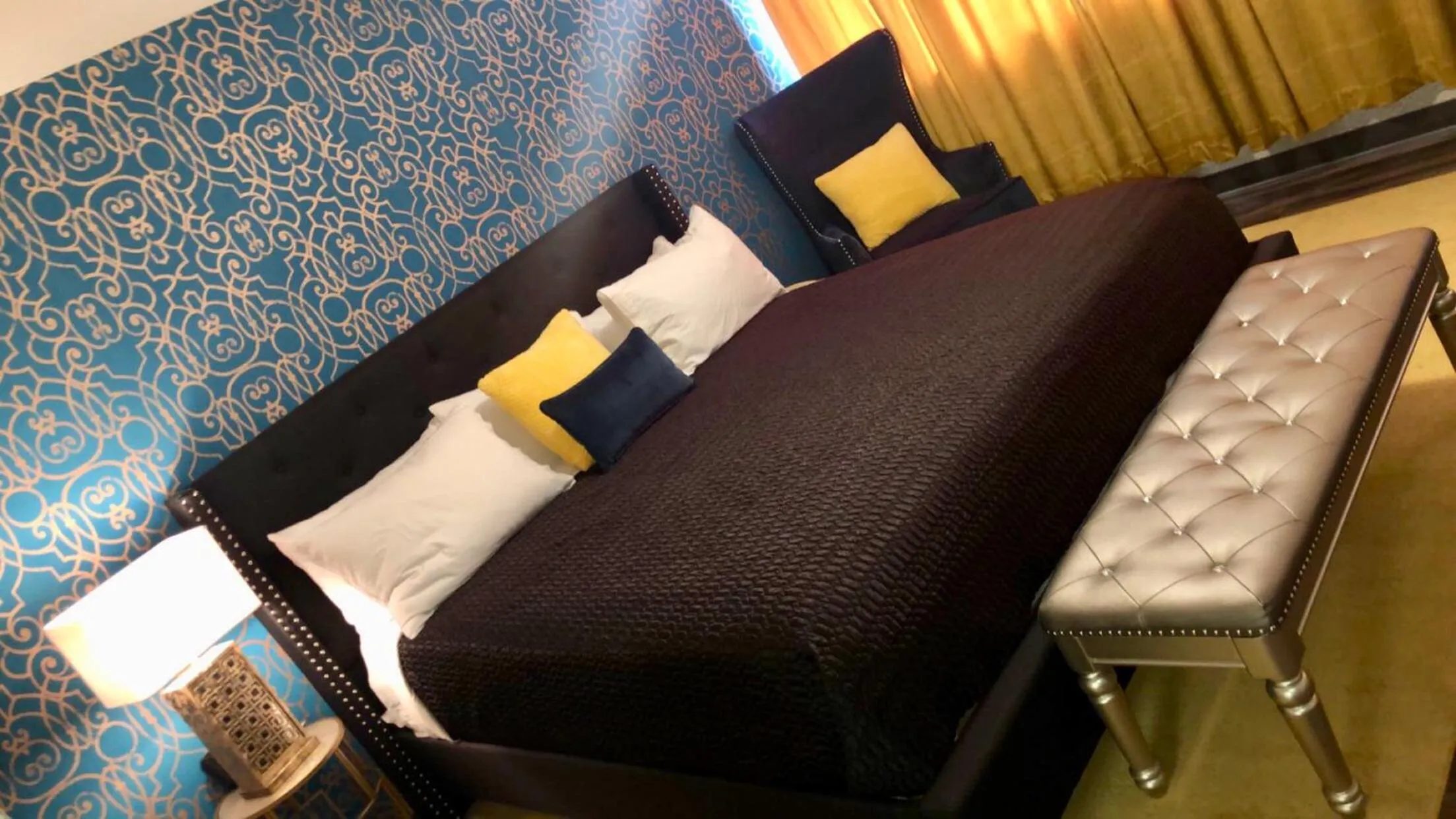 Photo of the whole room in The Village Inn Hotel