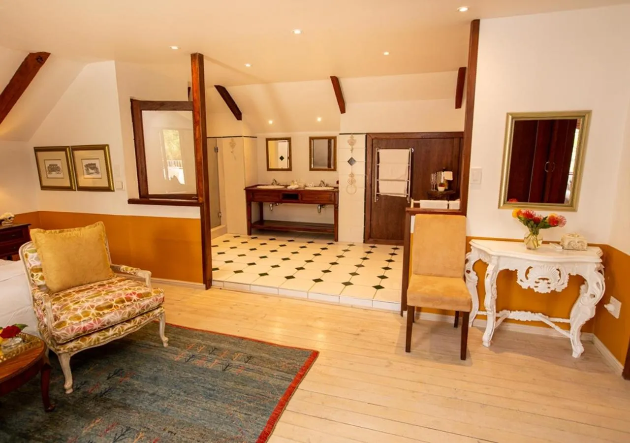Bathroom, Bed in Hotel du Vin Franschhoek