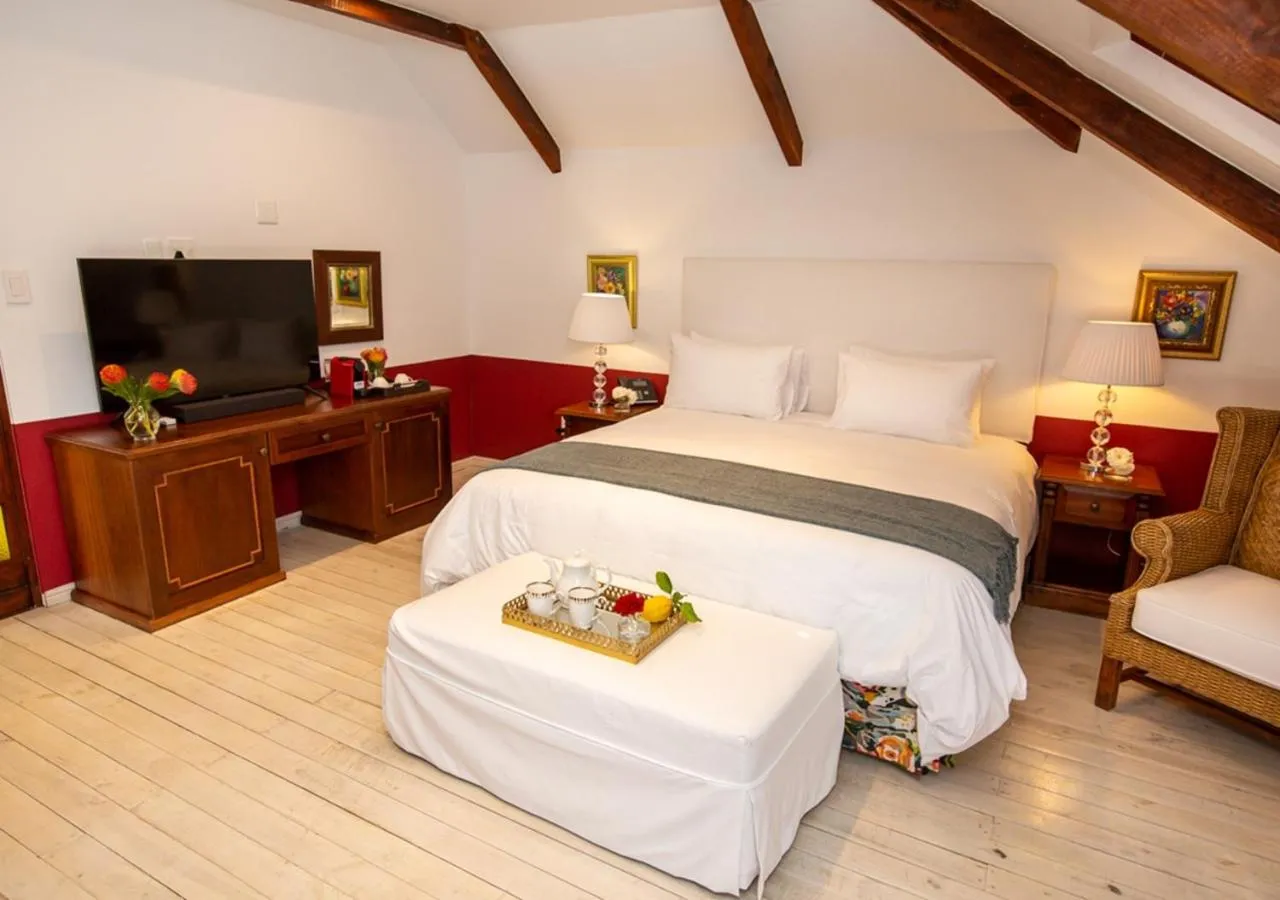 Bed in Hotel du Vin Franschhoek