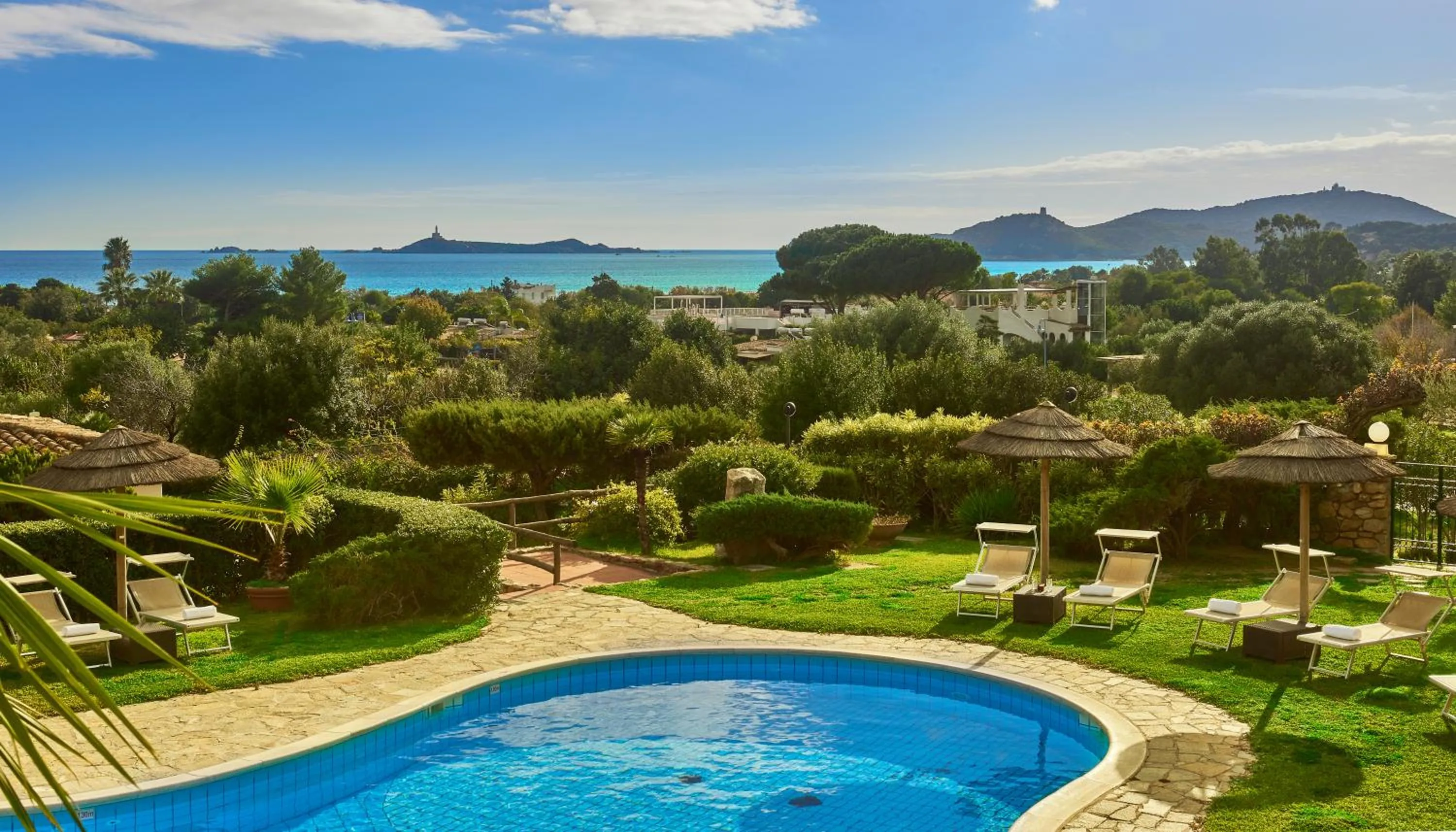 Swimming pool in Residence Le Bouganville