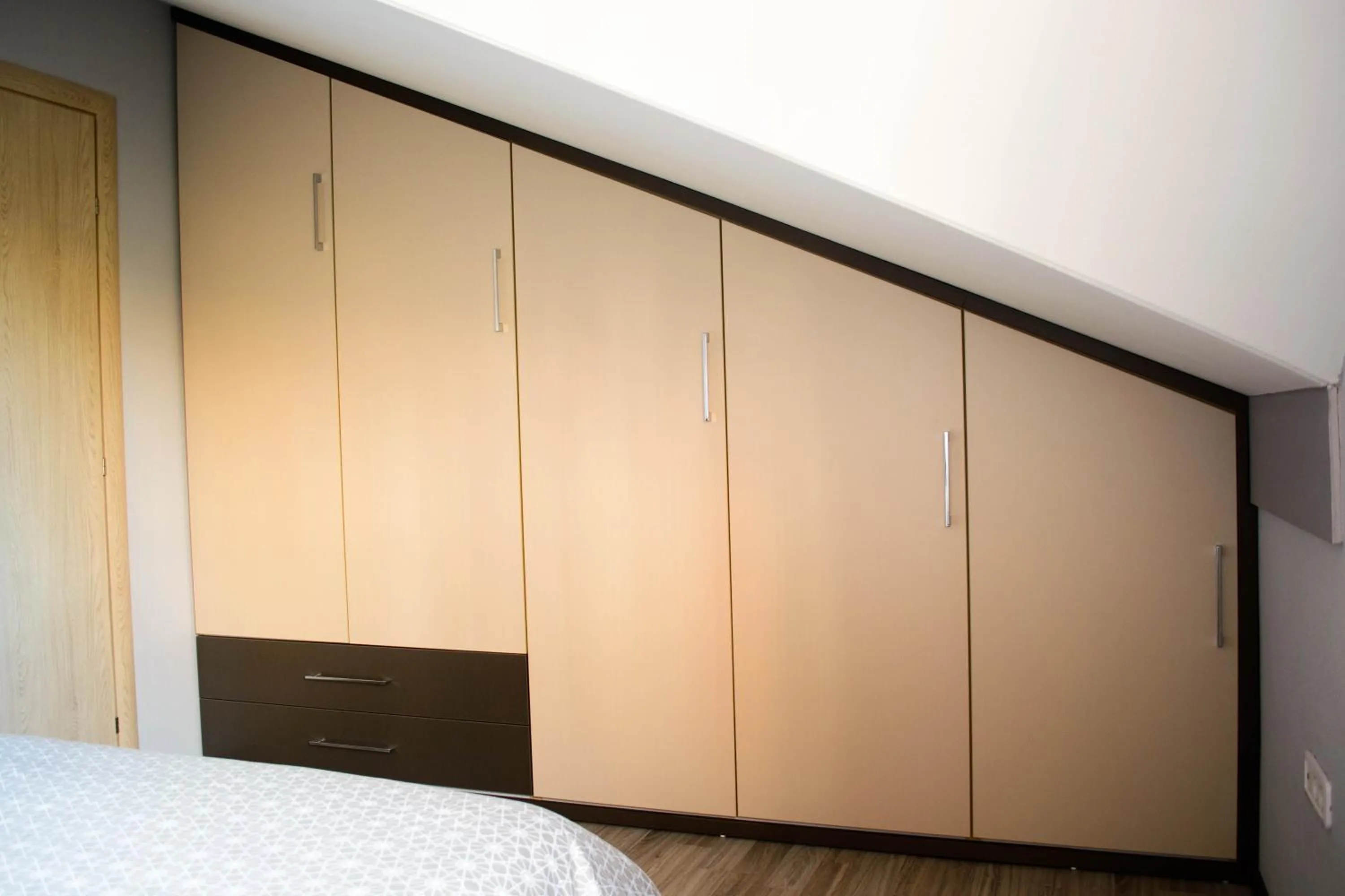 wardrobe, Bed in Apartmani Janjic