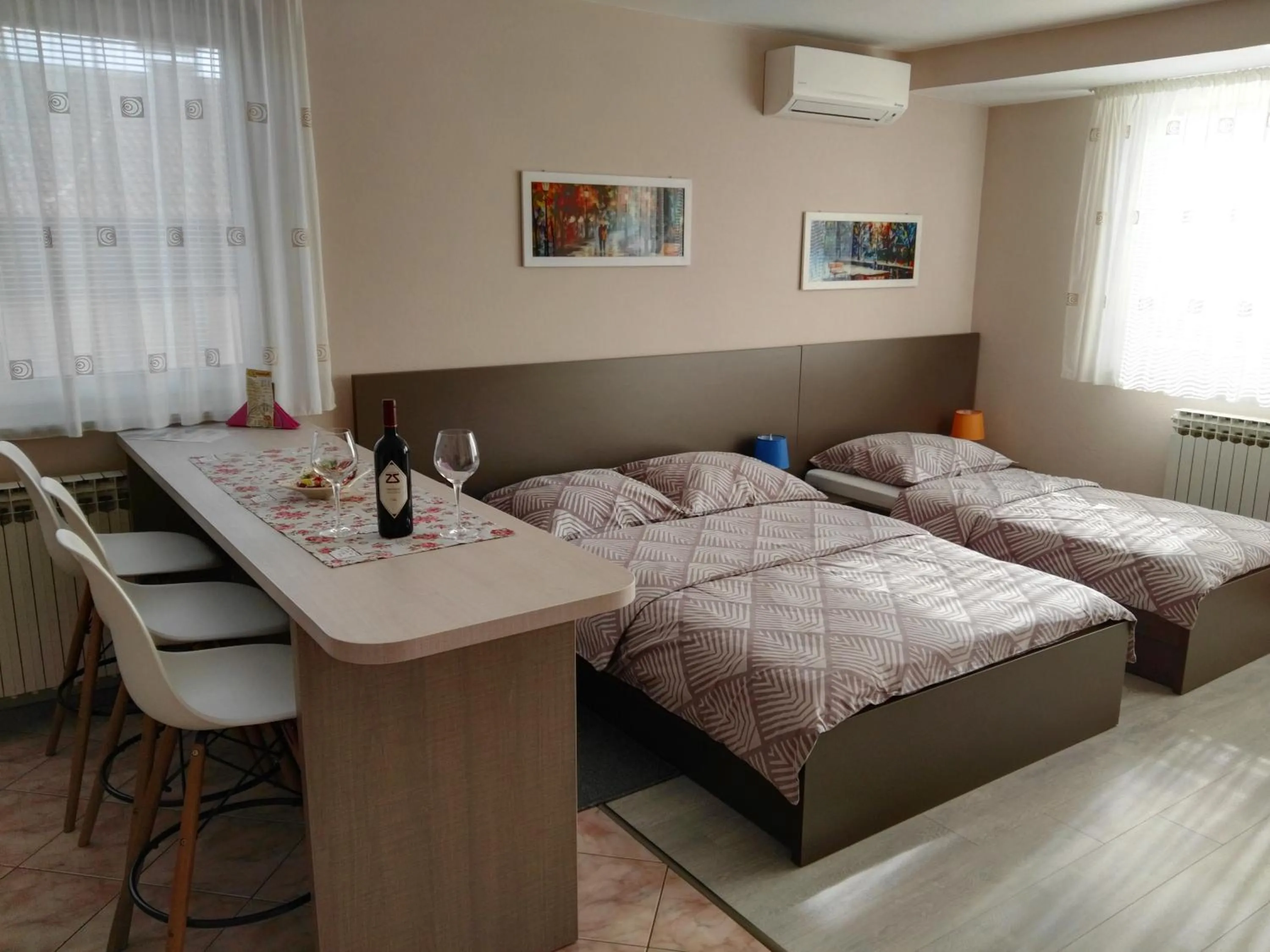 Living room, Bed in Apartmani Janjic