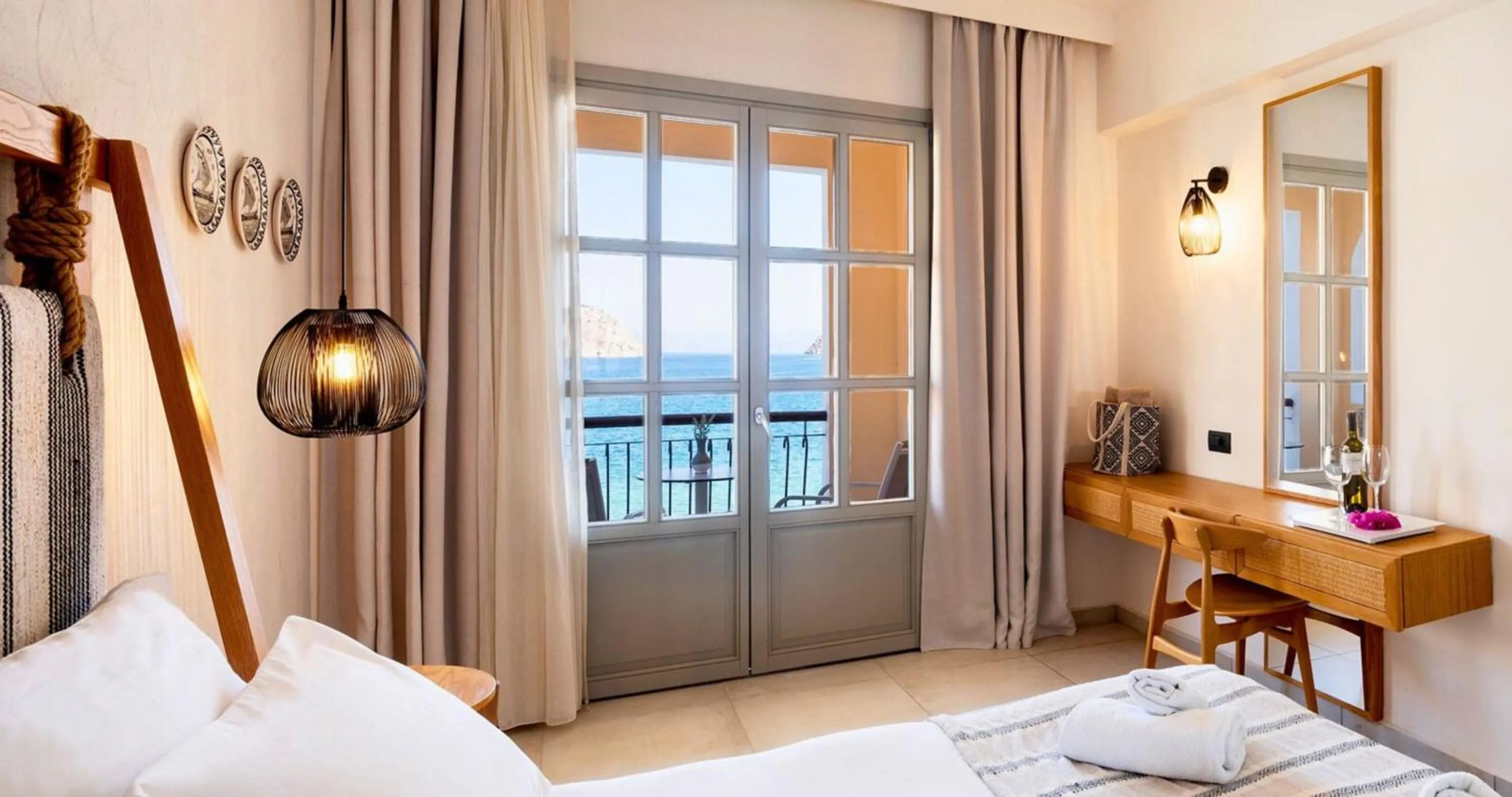 Bed in Pedi Beach Hotel