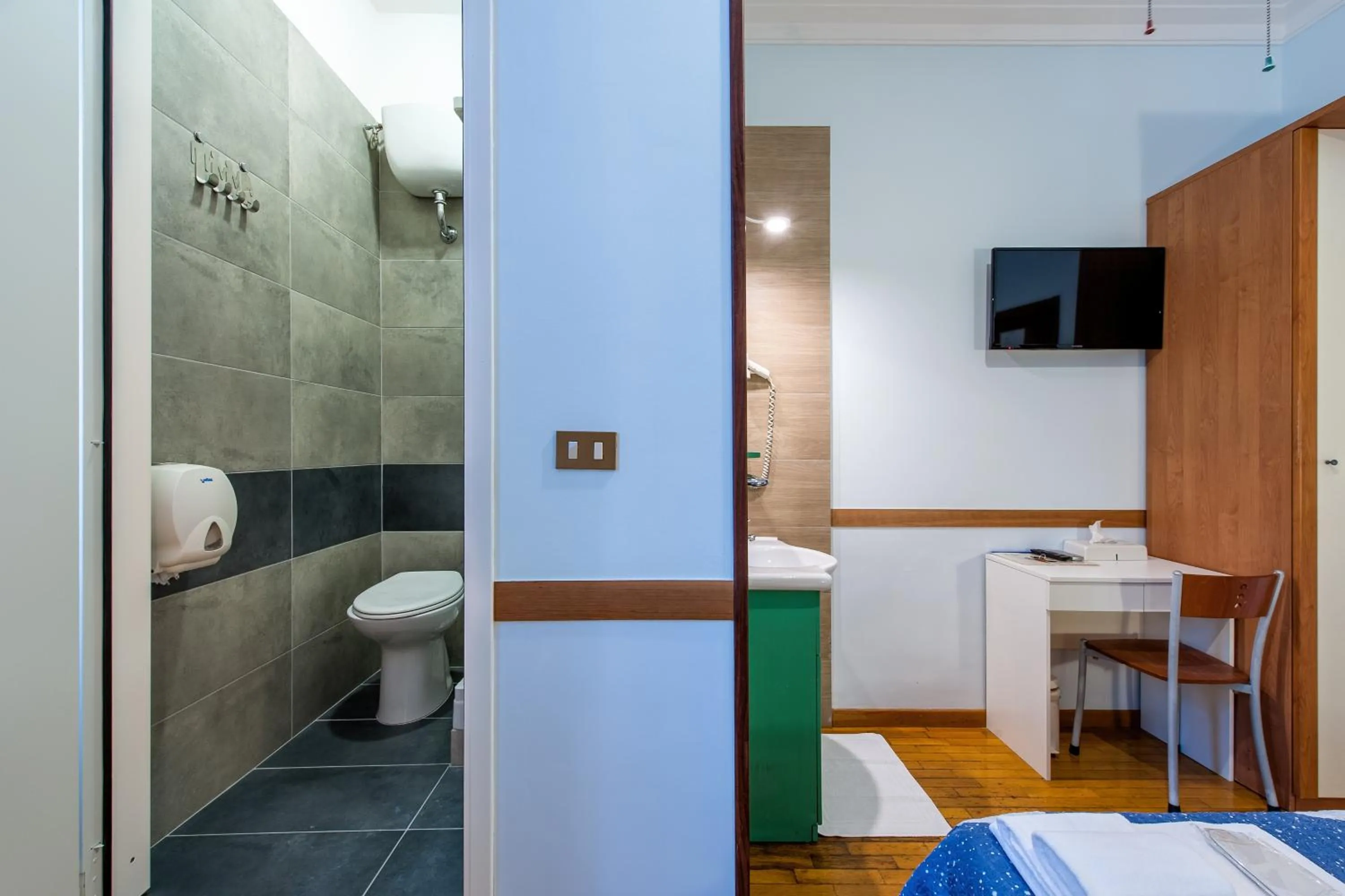 Bathroom in Alessandro A San Pietro Best Bed