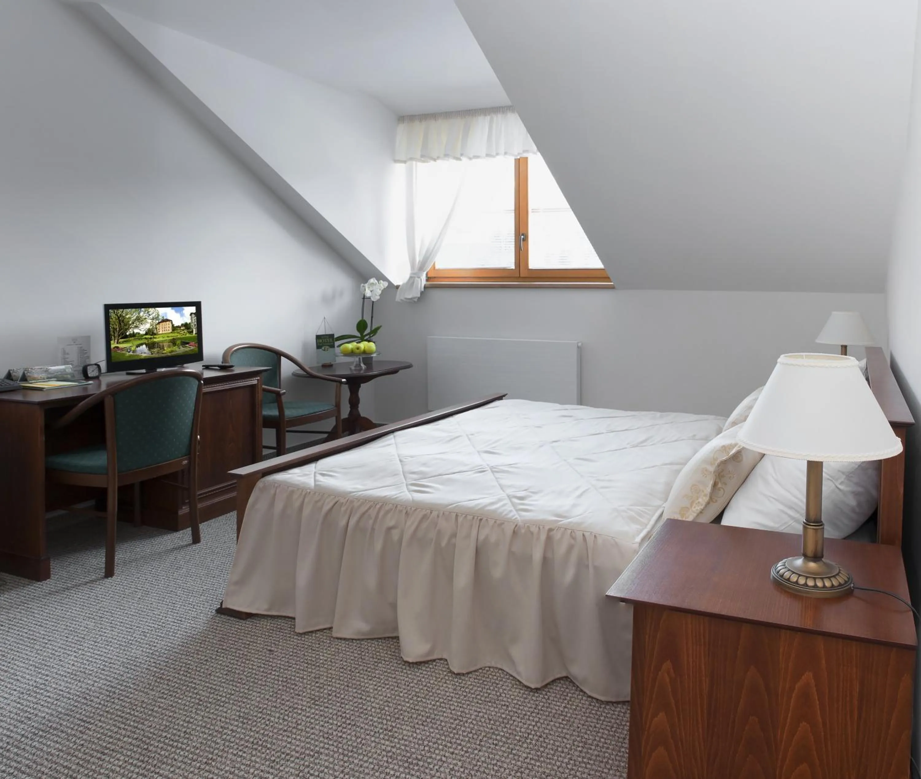 Bedroom, Bed in Hotel Pod Zamkem