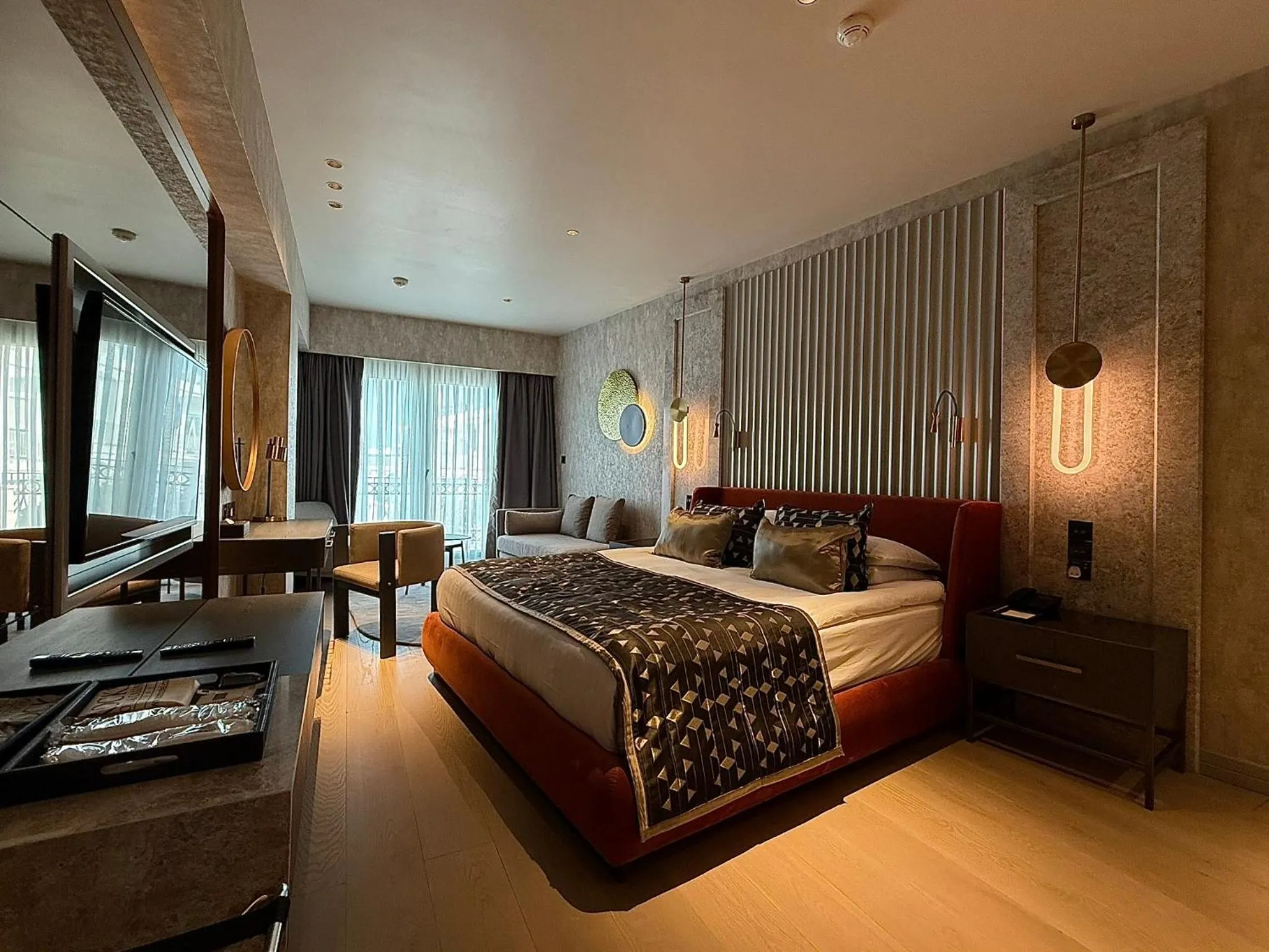 Bedroom, Bed in Rocks Hotel & Casino