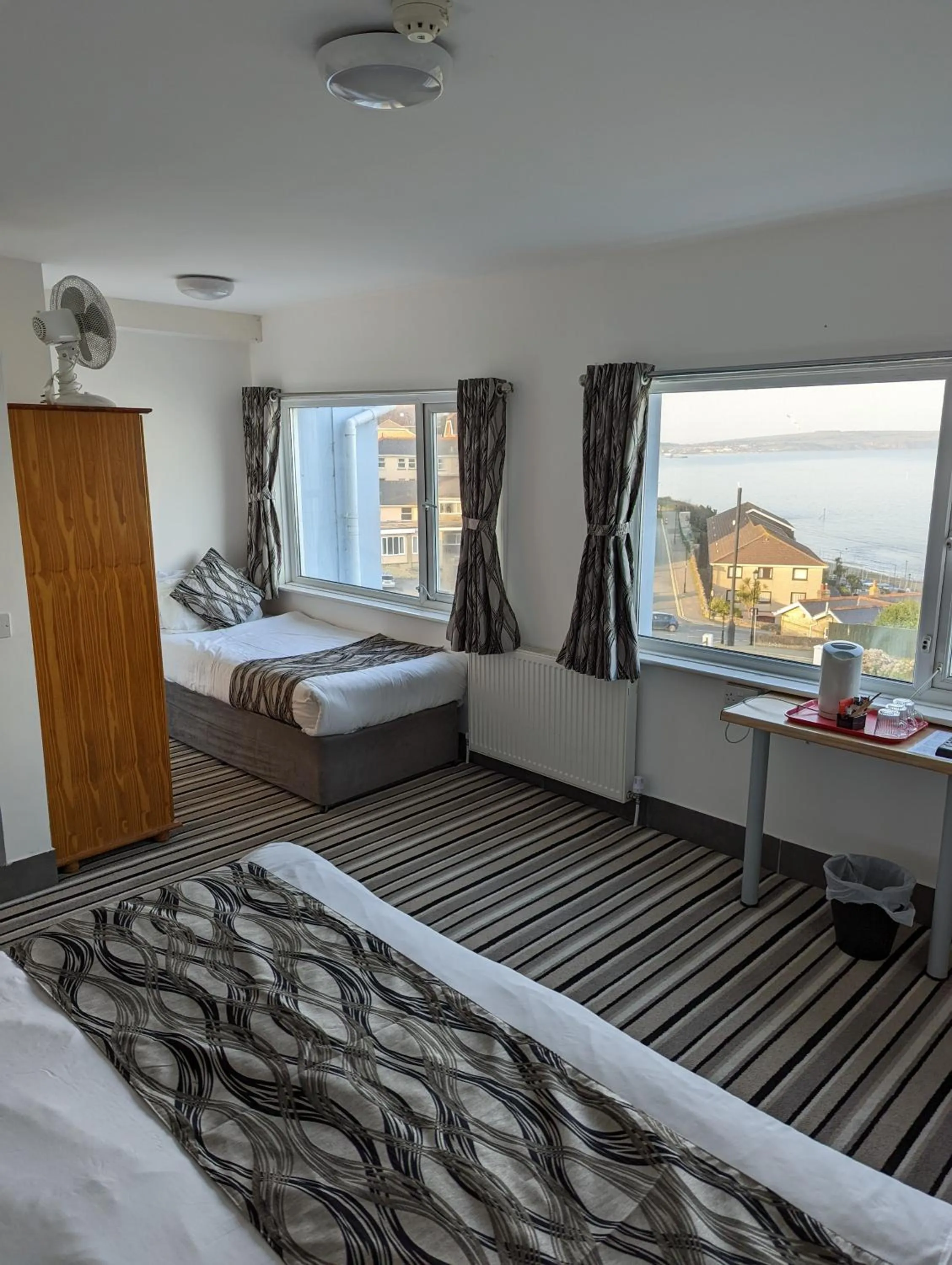 Superior Triple Room with Sea View in Mayfair Hotel - Isle Of Wight