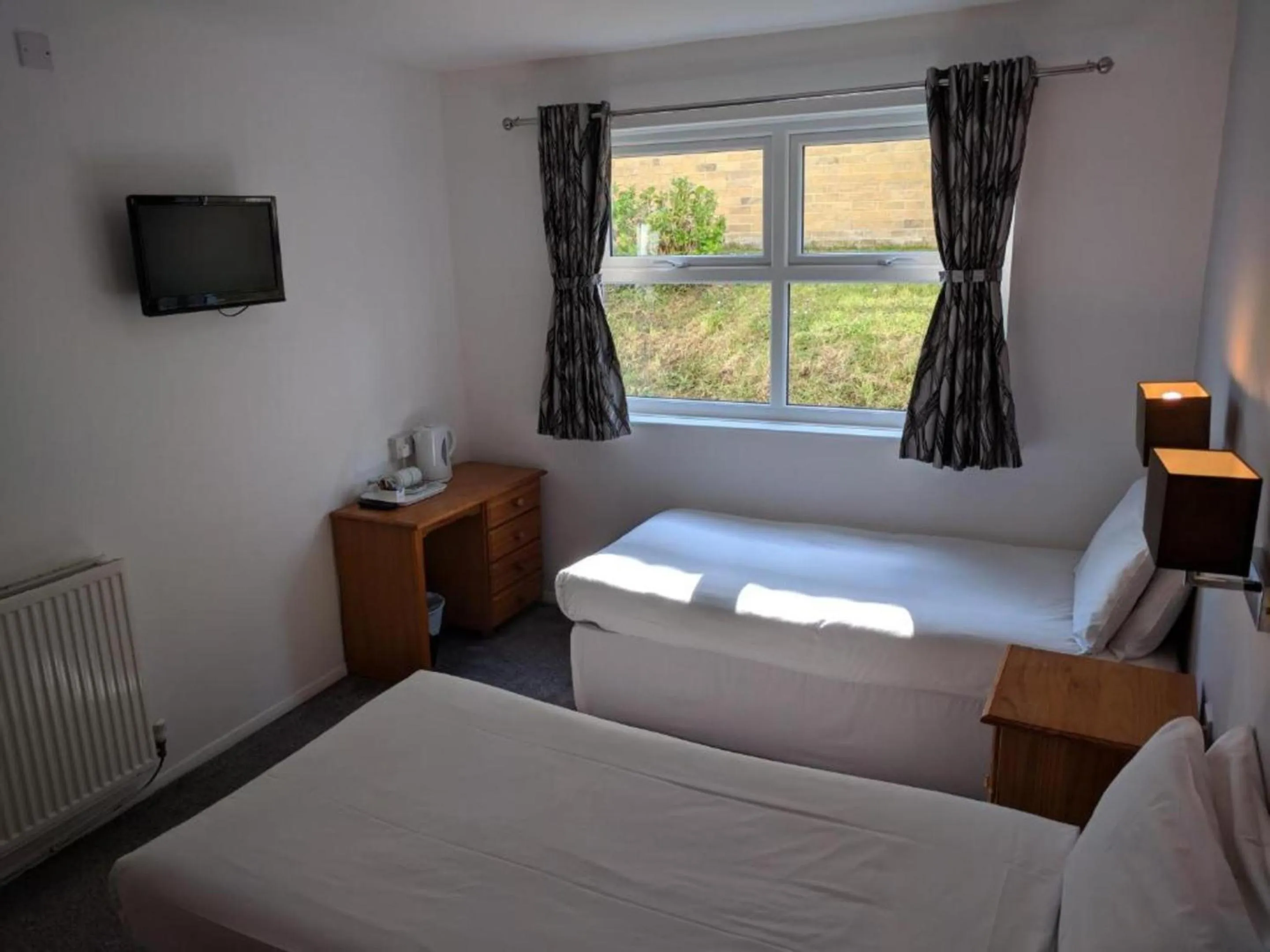 Bed in Mayfair Hotel - Isle Of Wight