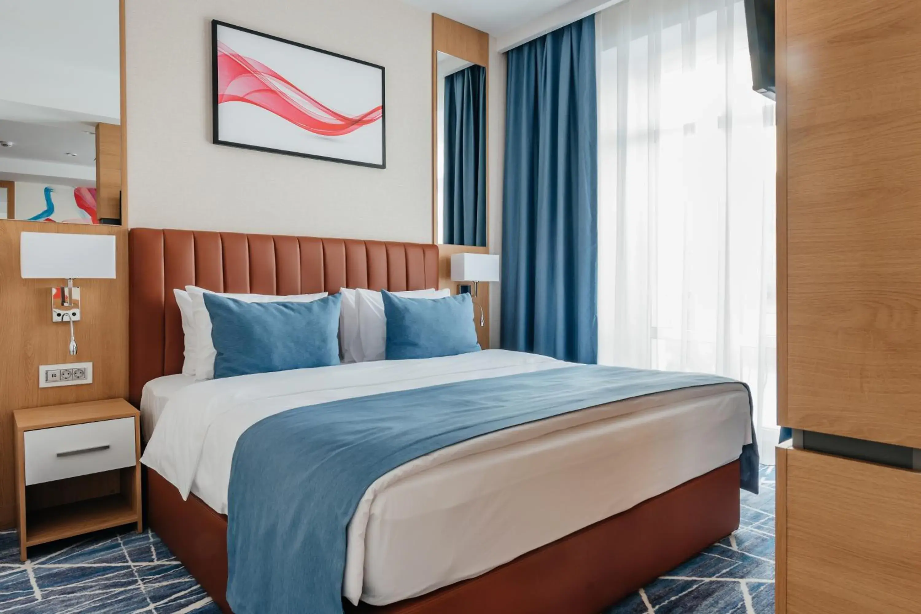 Queen Room - single occupancy - Disability Access in Ramada by Wyndham Astana Queen Room - single occupancy - Disability Access in Ramada by Wyndham Astana