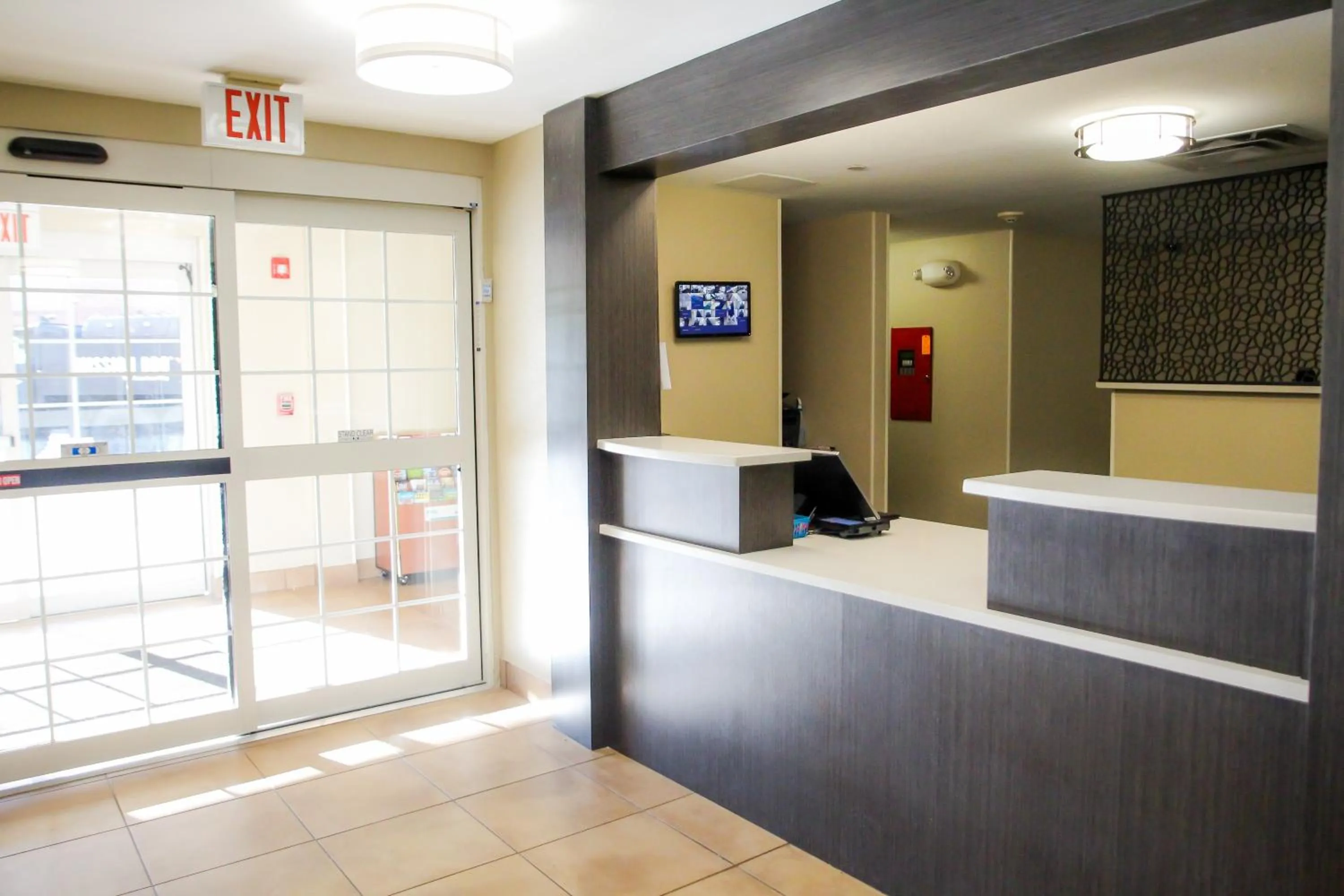 Property building in Candlewood Suites Richmond North-Glen Allen by IHG