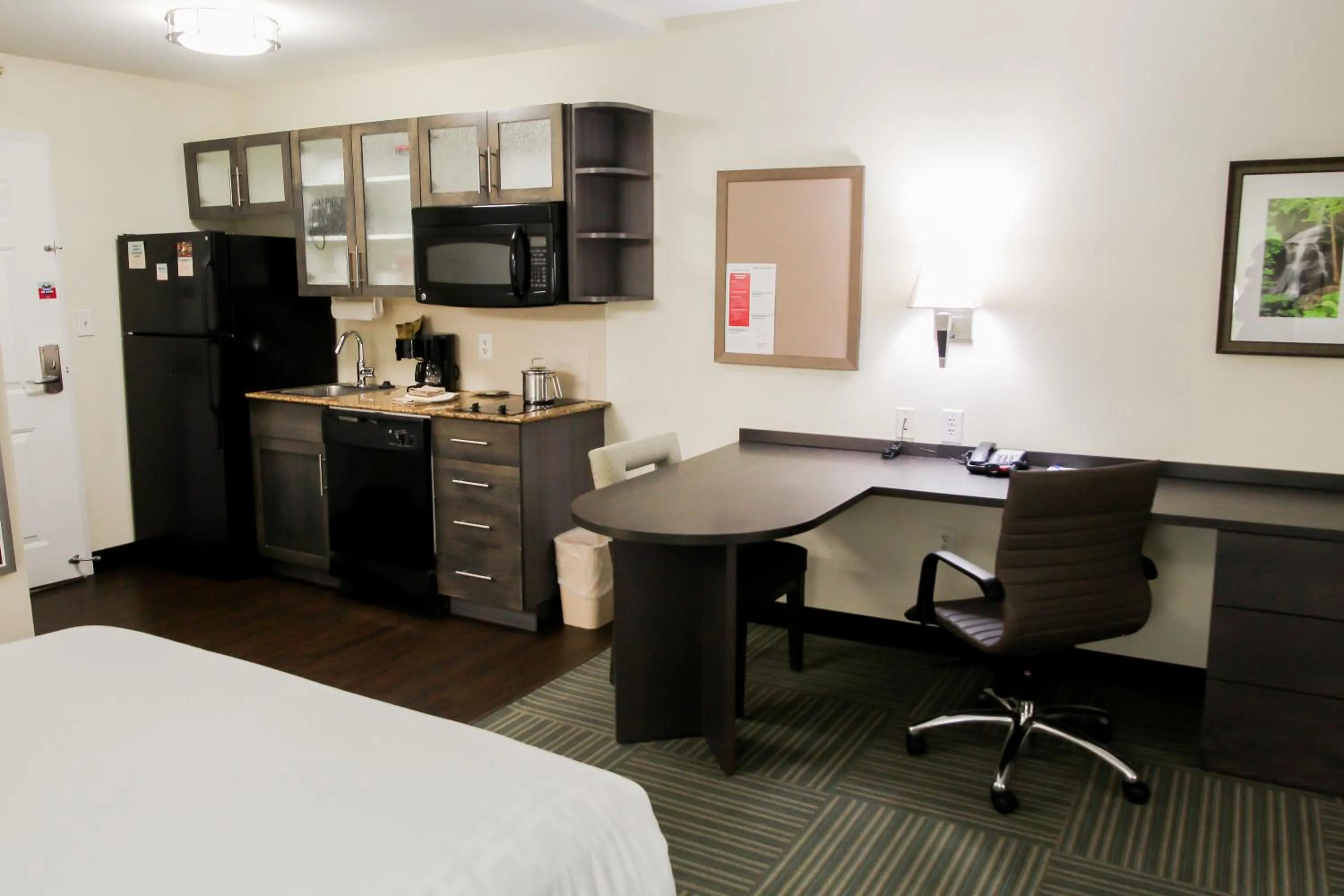 Photo of the whole room in Candlewood Suites Richmond North-Glen Allen by IHG