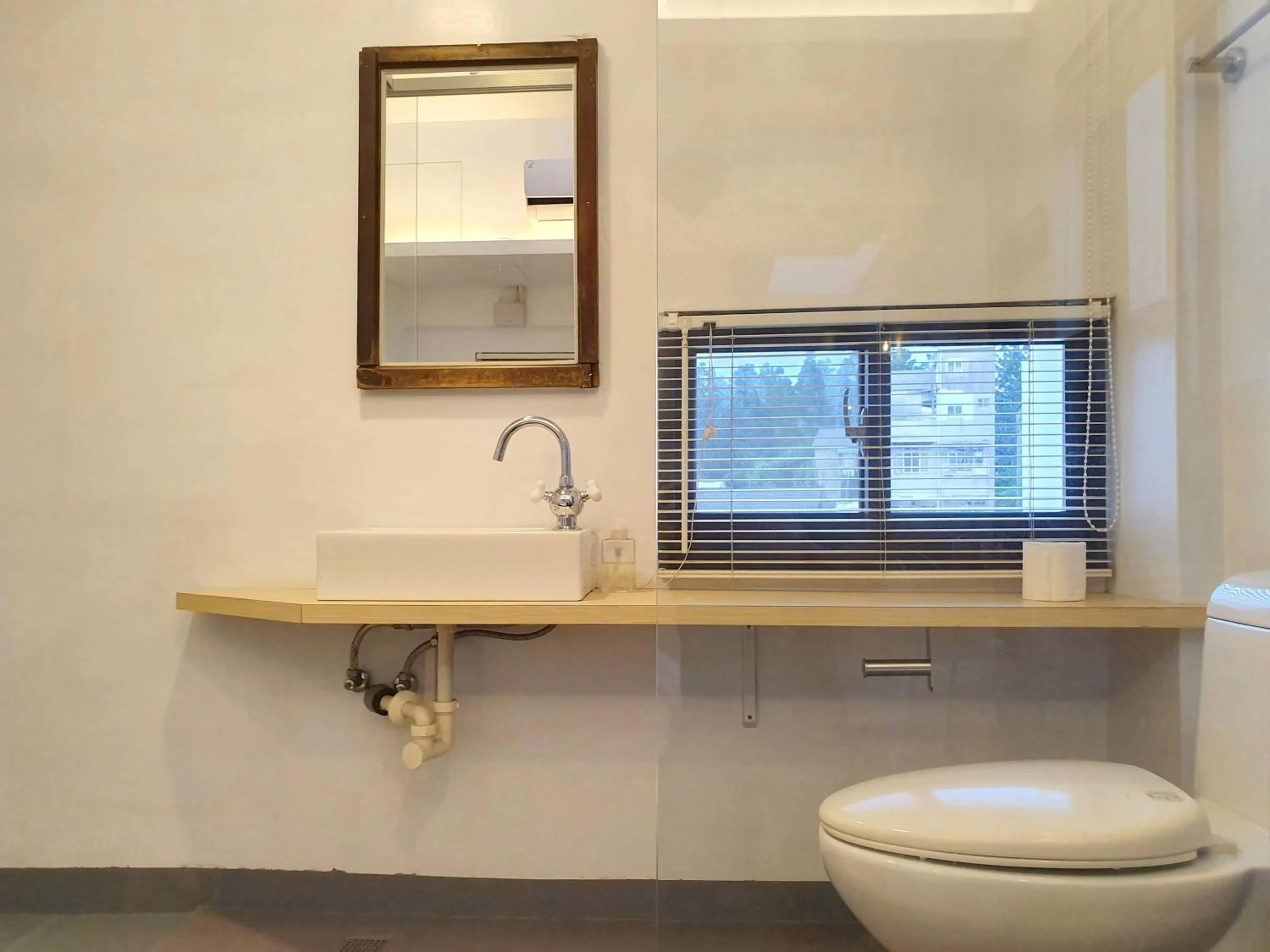 Bathroom in Honey House Tainan