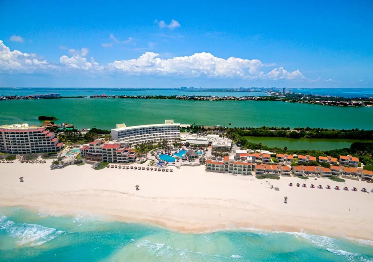 Property building in Grand Park Royal Cancun - All Inclusive