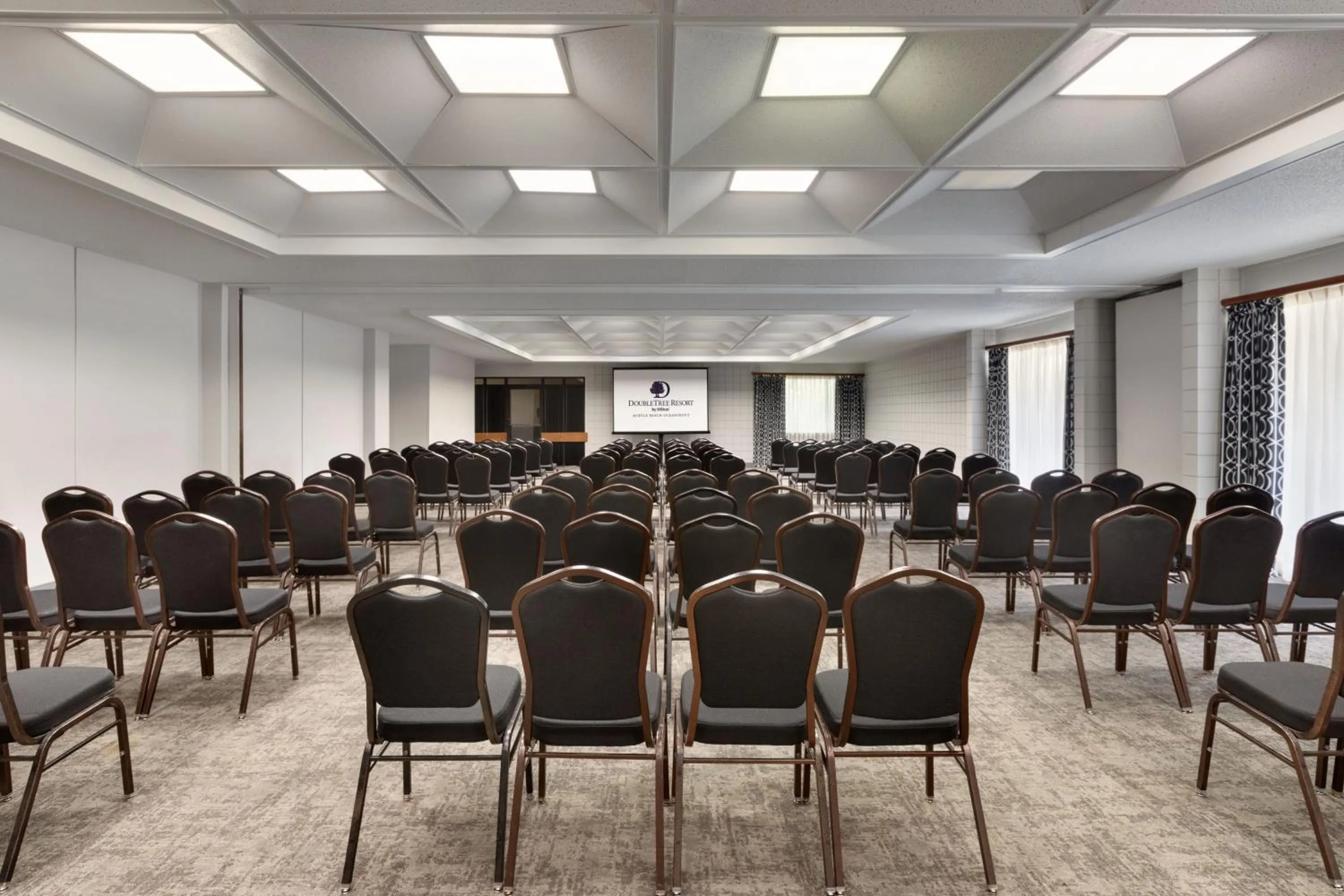 Meeting/conference room in DoubleTree Resort by Hilton Myrtle Beach Oceanfront