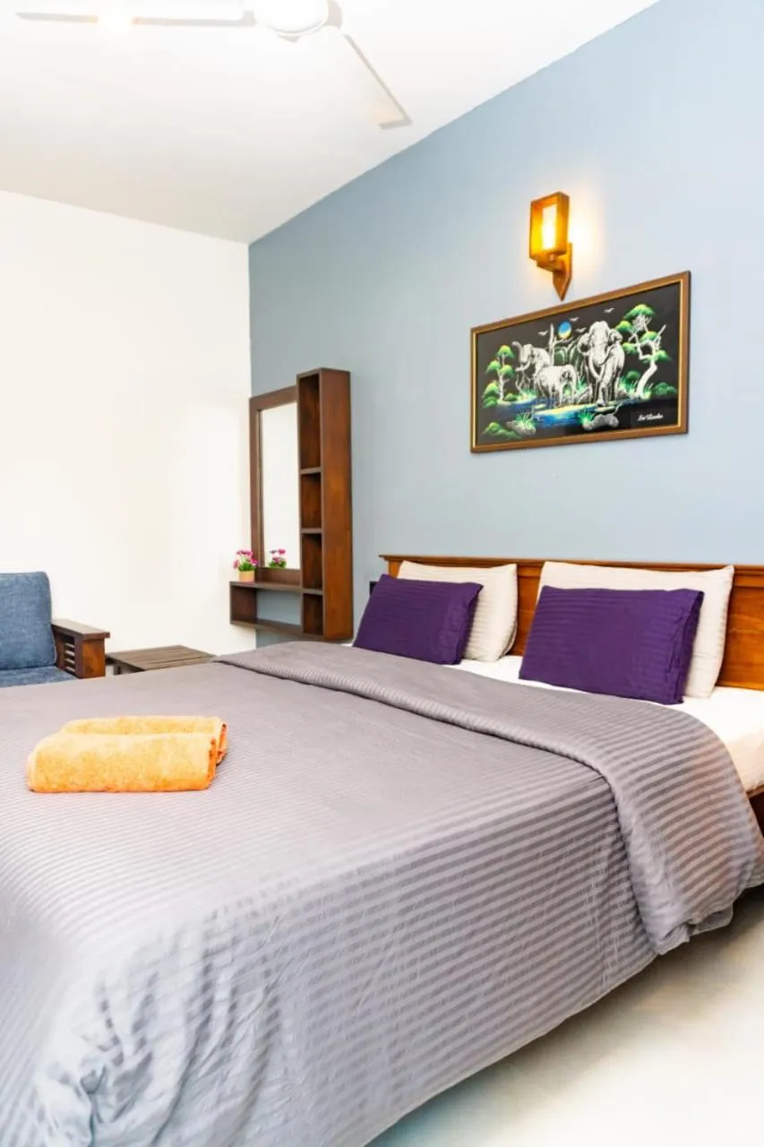 Bed in Surf Lavender