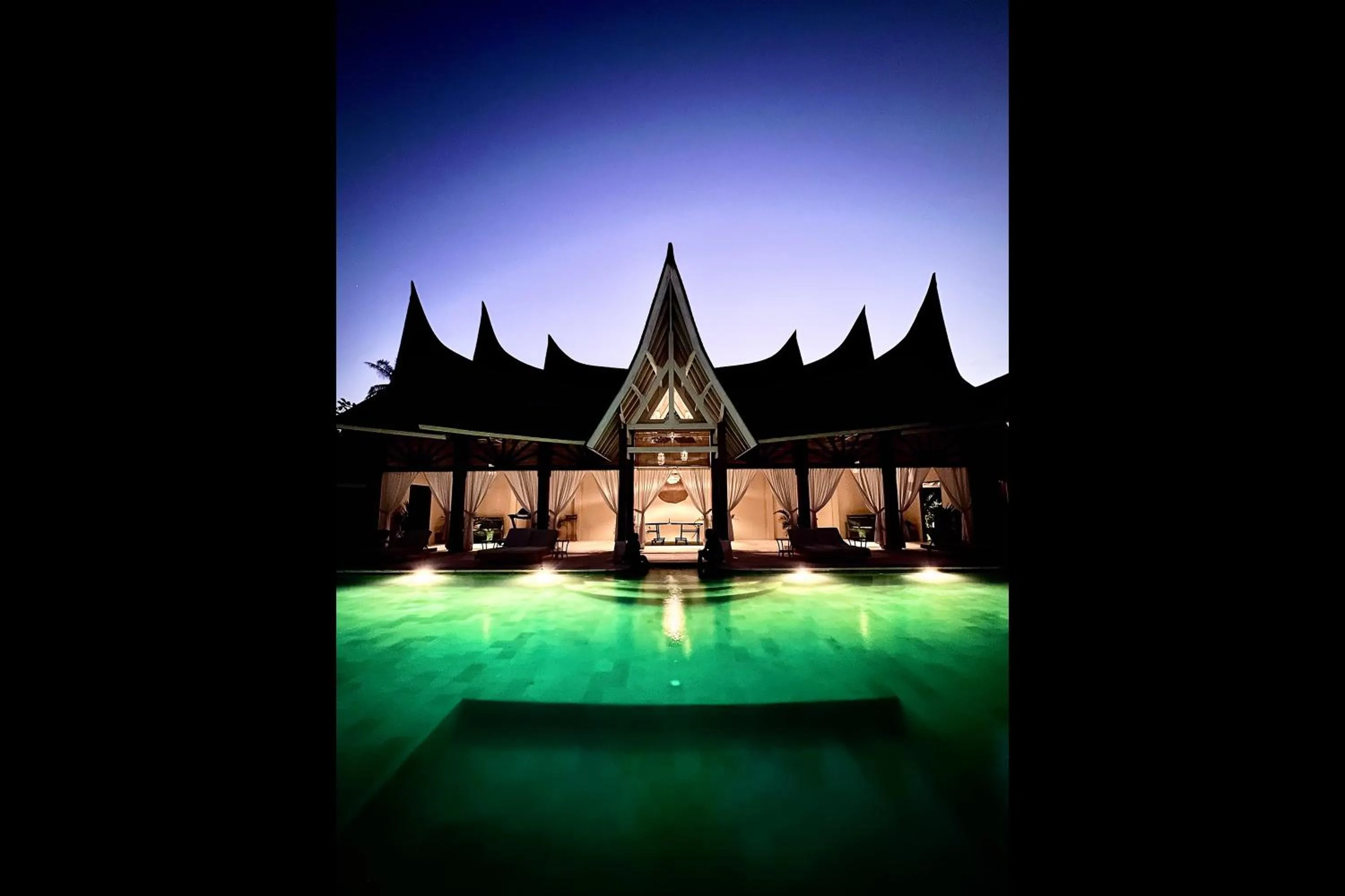 Swimming pool in Rascals Hotel - Adults Only