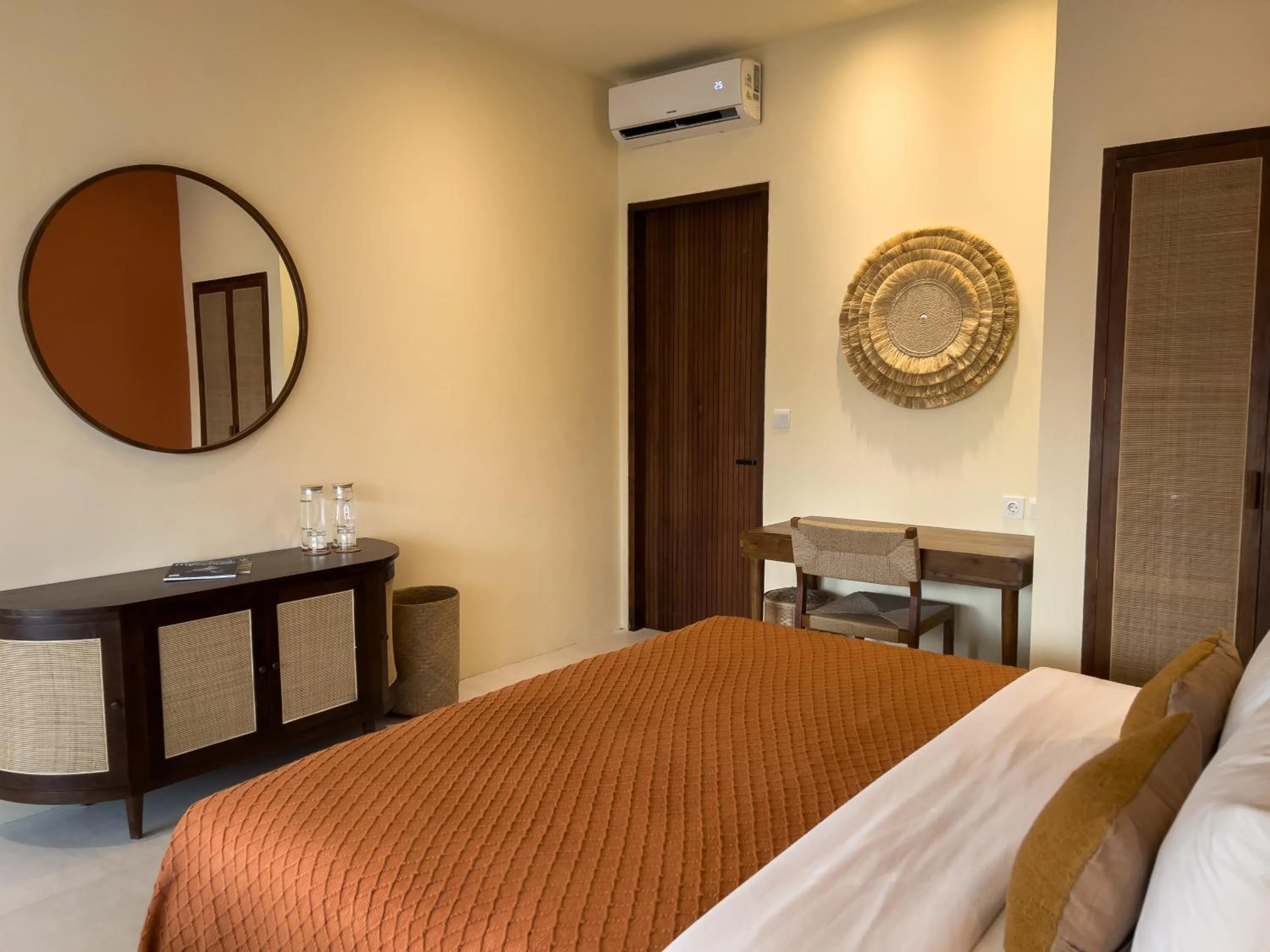 Bedroom, Bed in Rascals Hotel - Adults Only