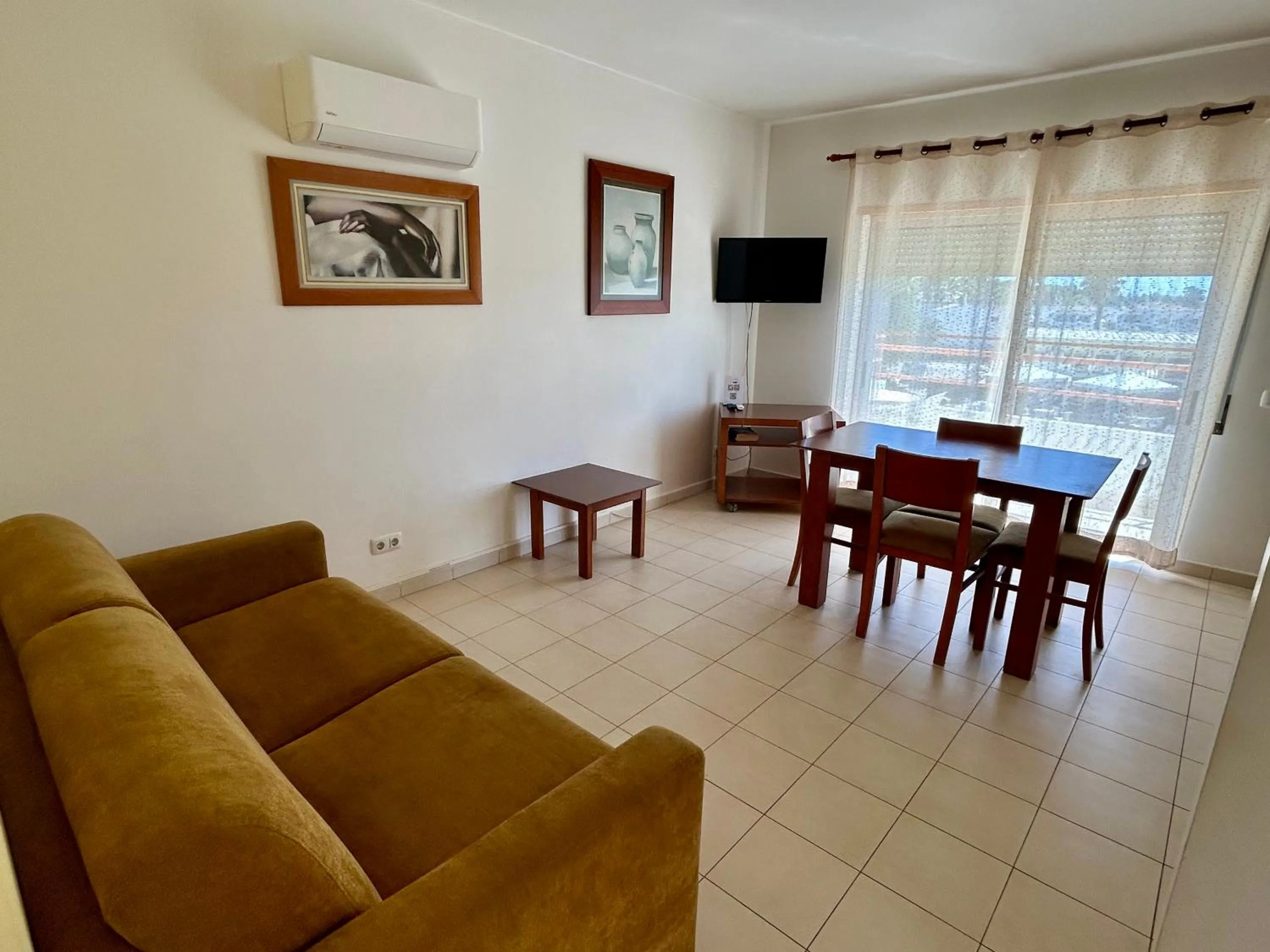 Apartamentos Santa Teresinha