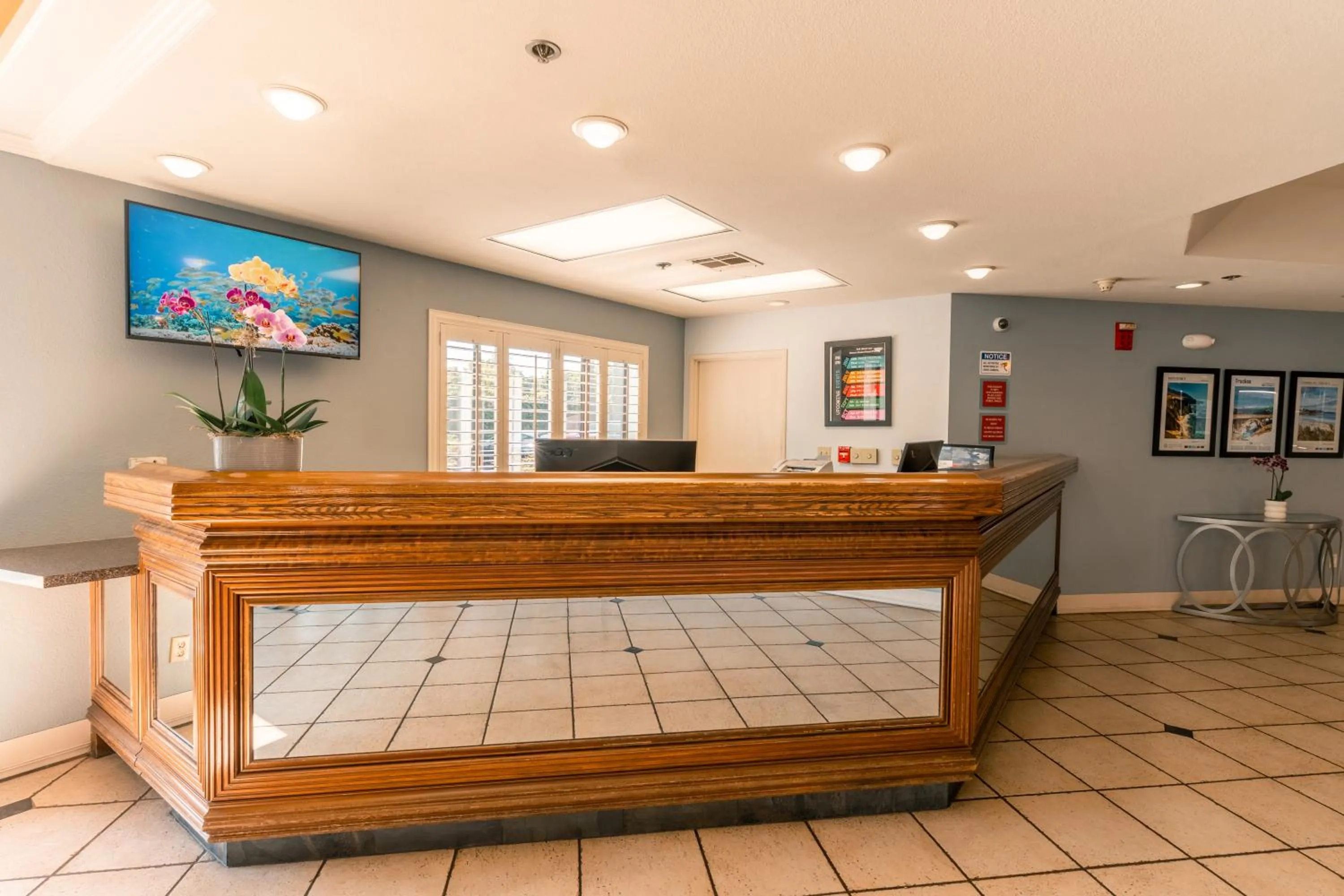 Lobby or reception in Governors Inn Hotel Sacramento