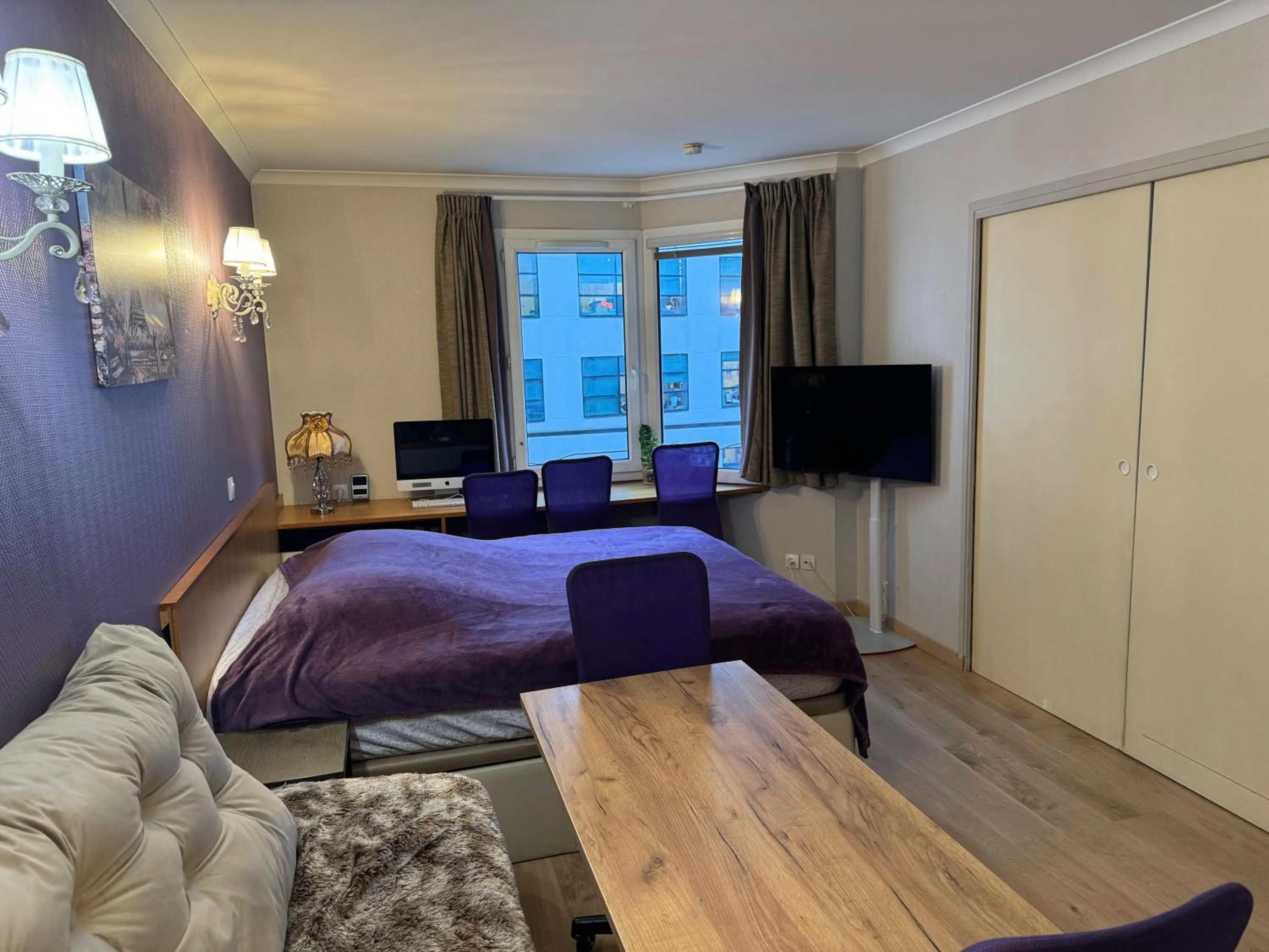 Bedroom, Bed in ALTAMIRA (Paris Expo - Porte de Versailles)