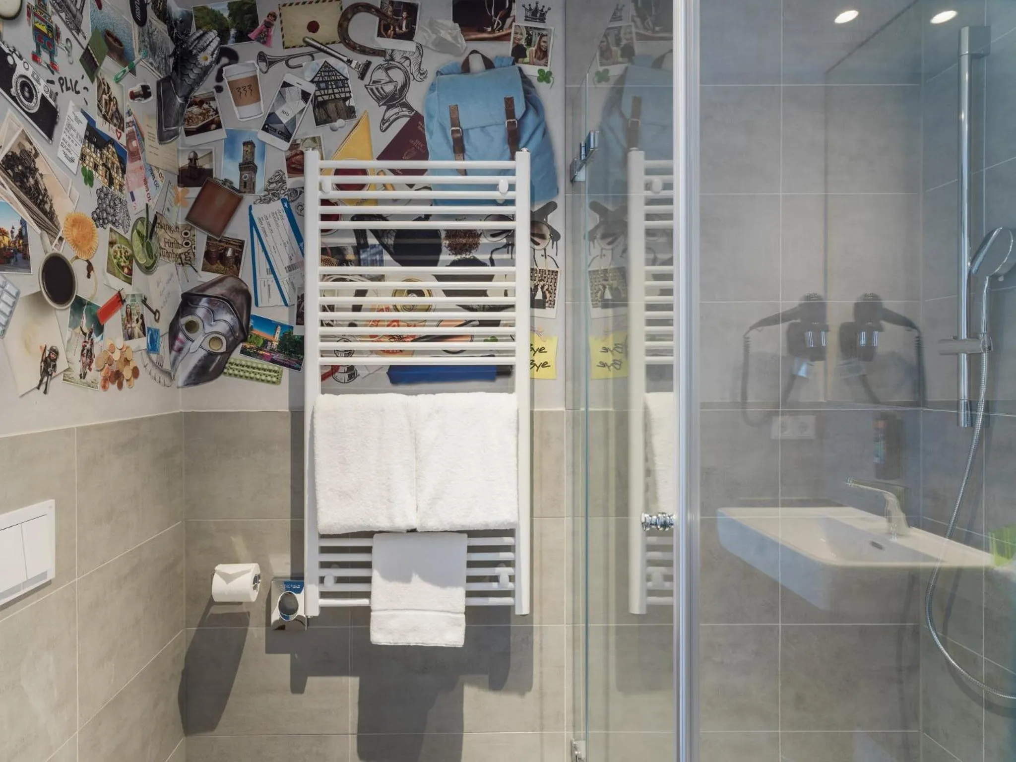 Bathroom in Holiday Inn - the niu, Saddle Fürth by IHG