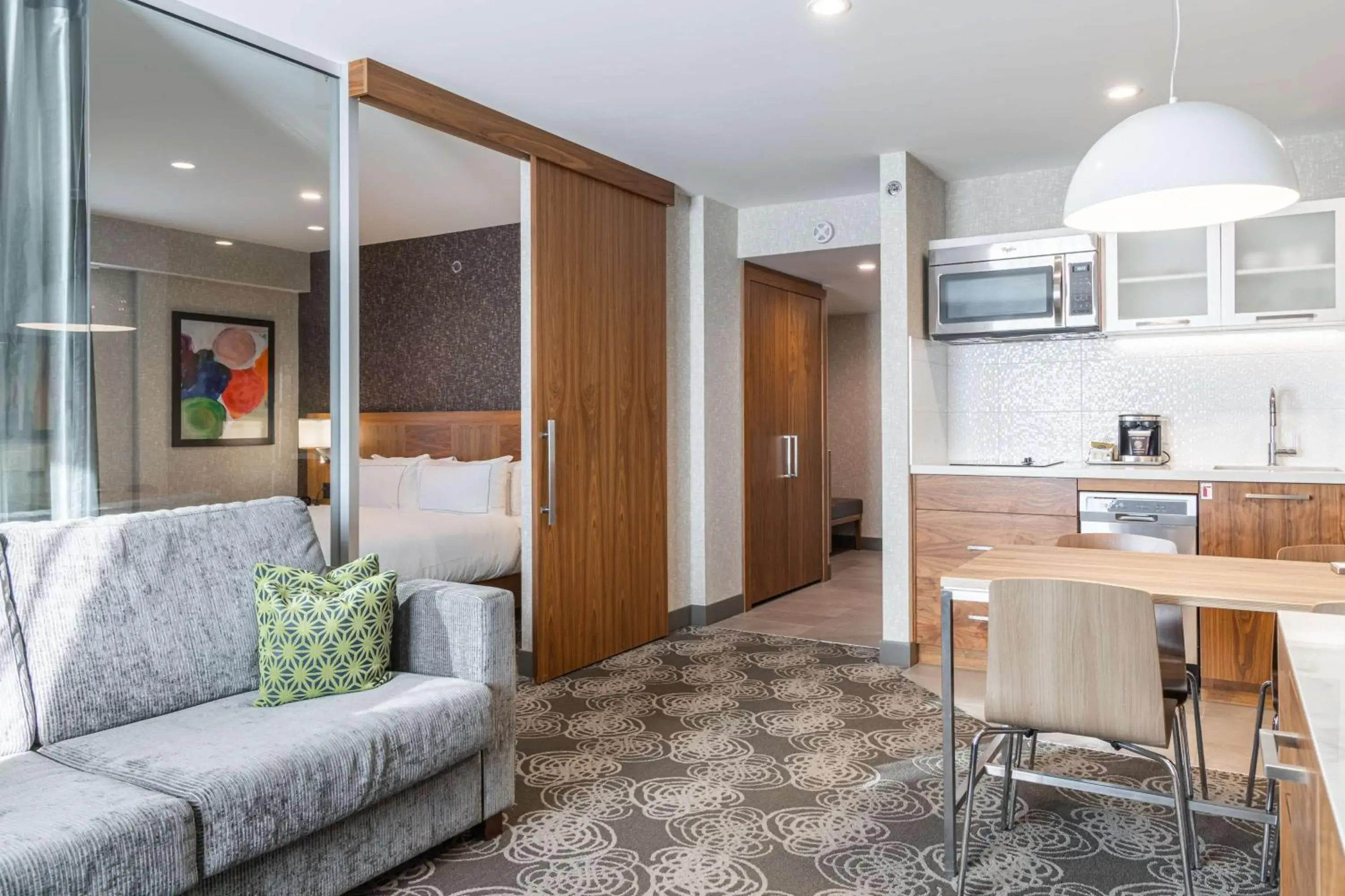 King Apartment in Hilton Montreal/Laval King Apartment in Hilton Montreal/Laval