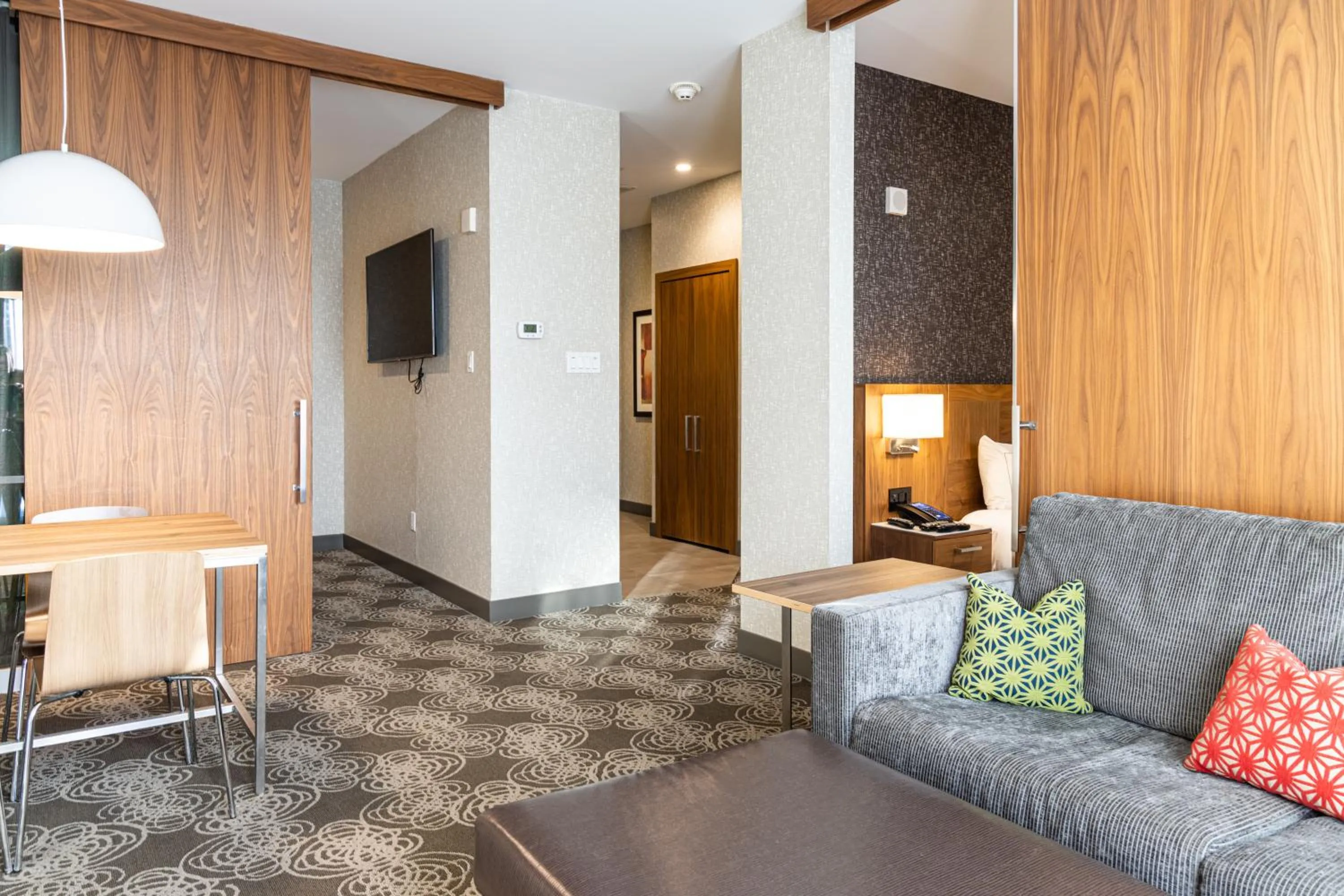 Bed in Hilton Montreal/Laval