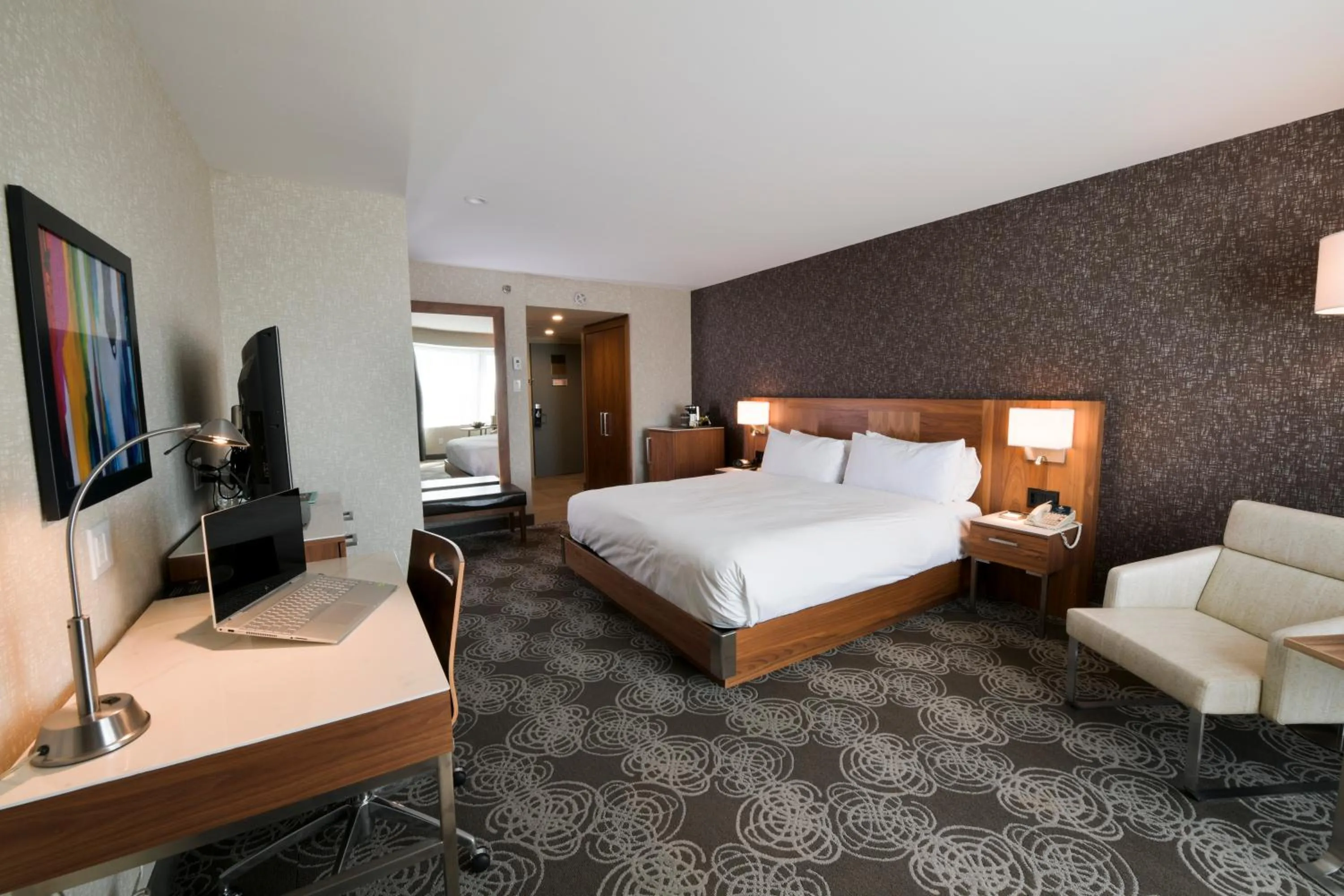 Bed in Hilton Montreal/Laval