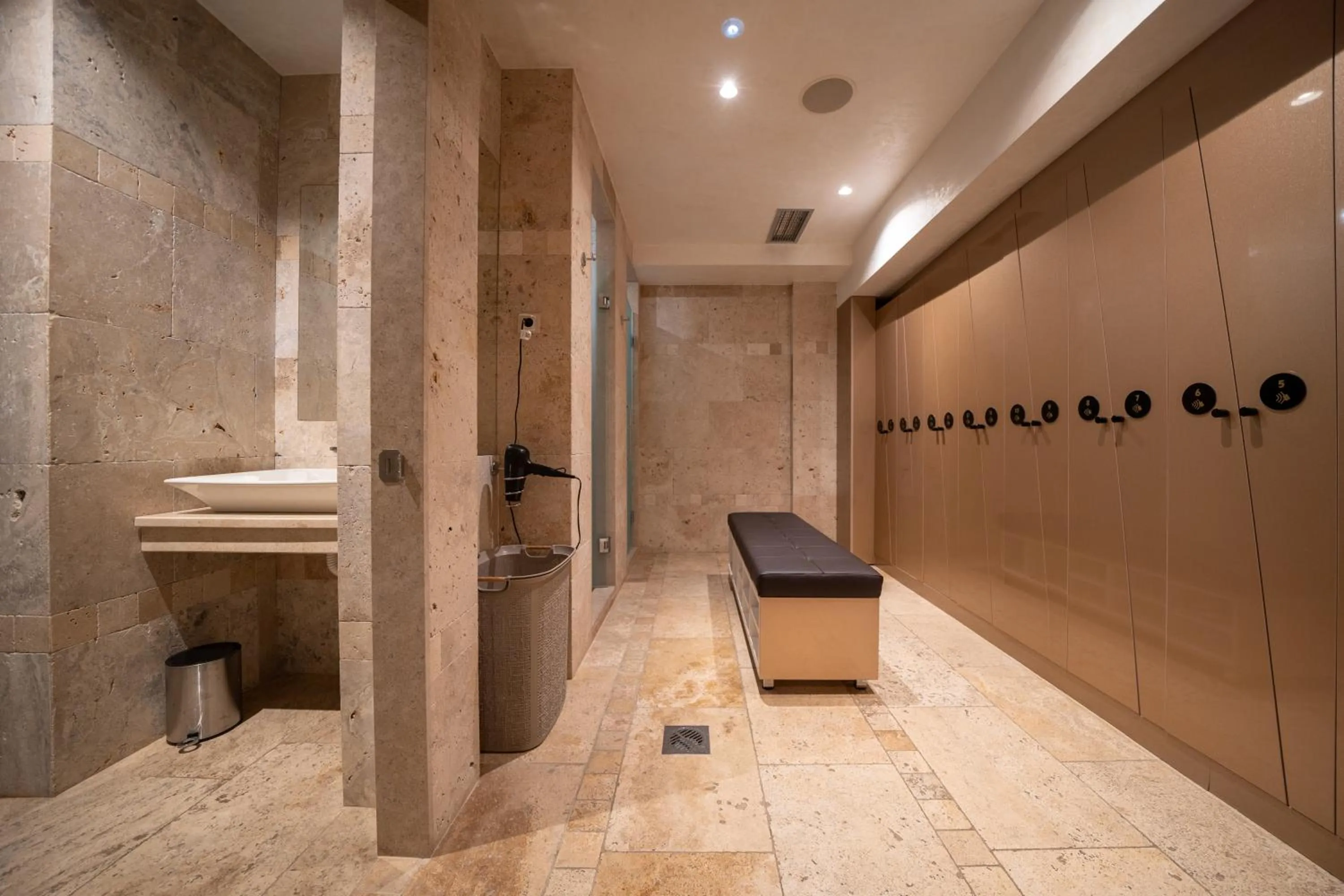 Spa and wellness centre/facilities in Hotel Alexandar Lux