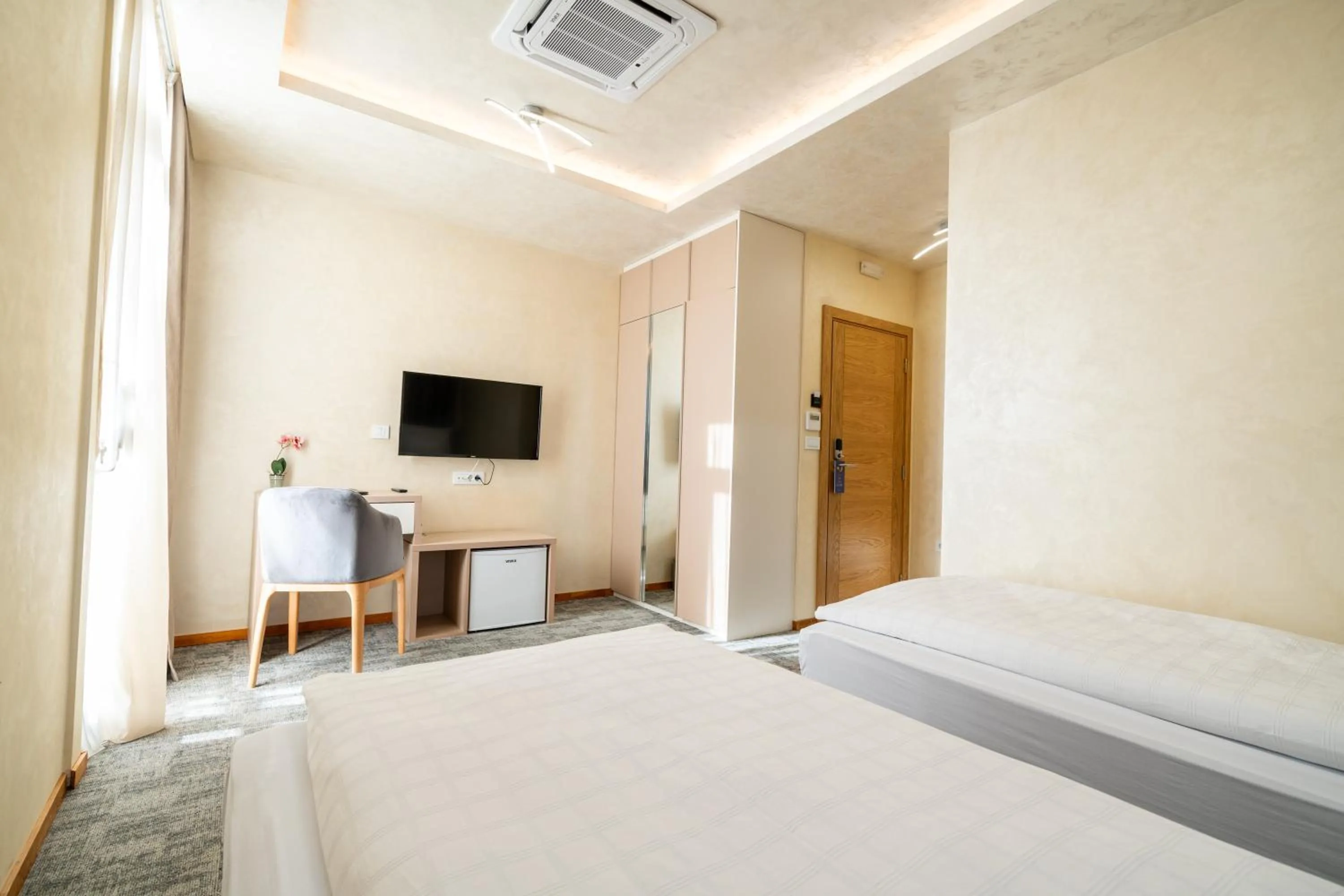 Bedroom, Bed in Hotel Alexandar Lux