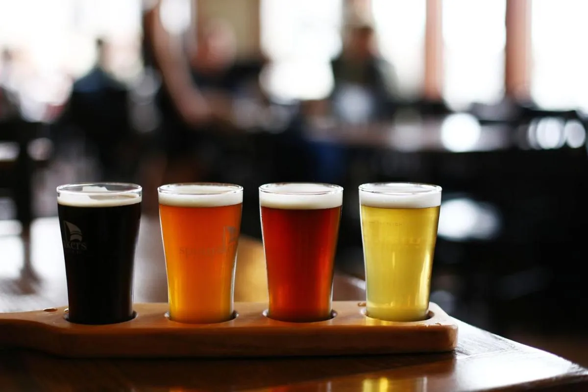 Restaurant/places to eat in Dashwood Manor Seaside Bed & Breakfast