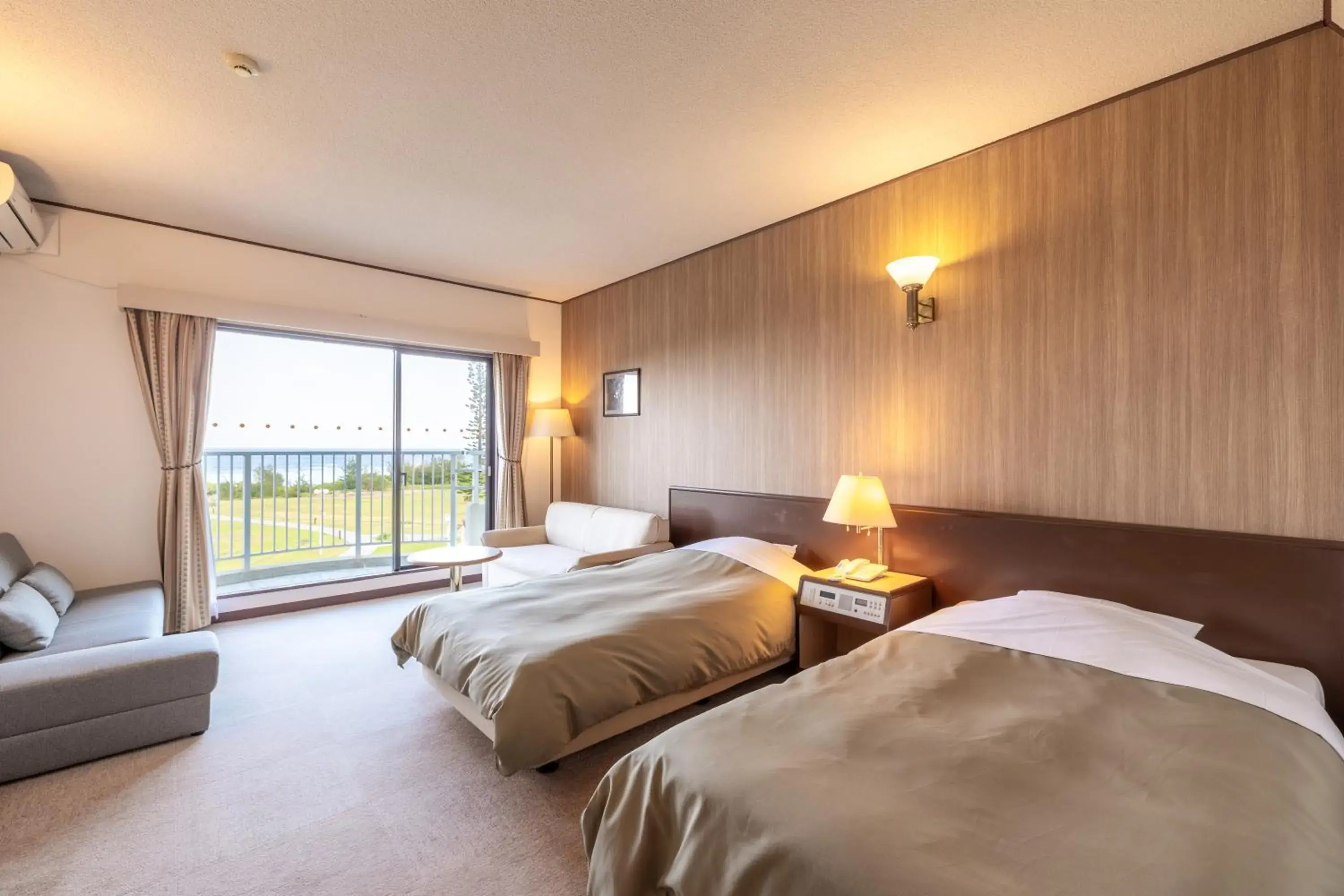 Standard Twin Room - single occupancy in Coral Palms Standard Twin Room - single occupancy in Coral Palms