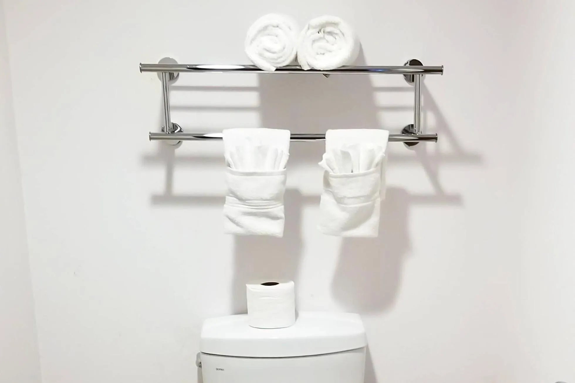 Bedroom in Quality Inn Long Beach - Signal Hill