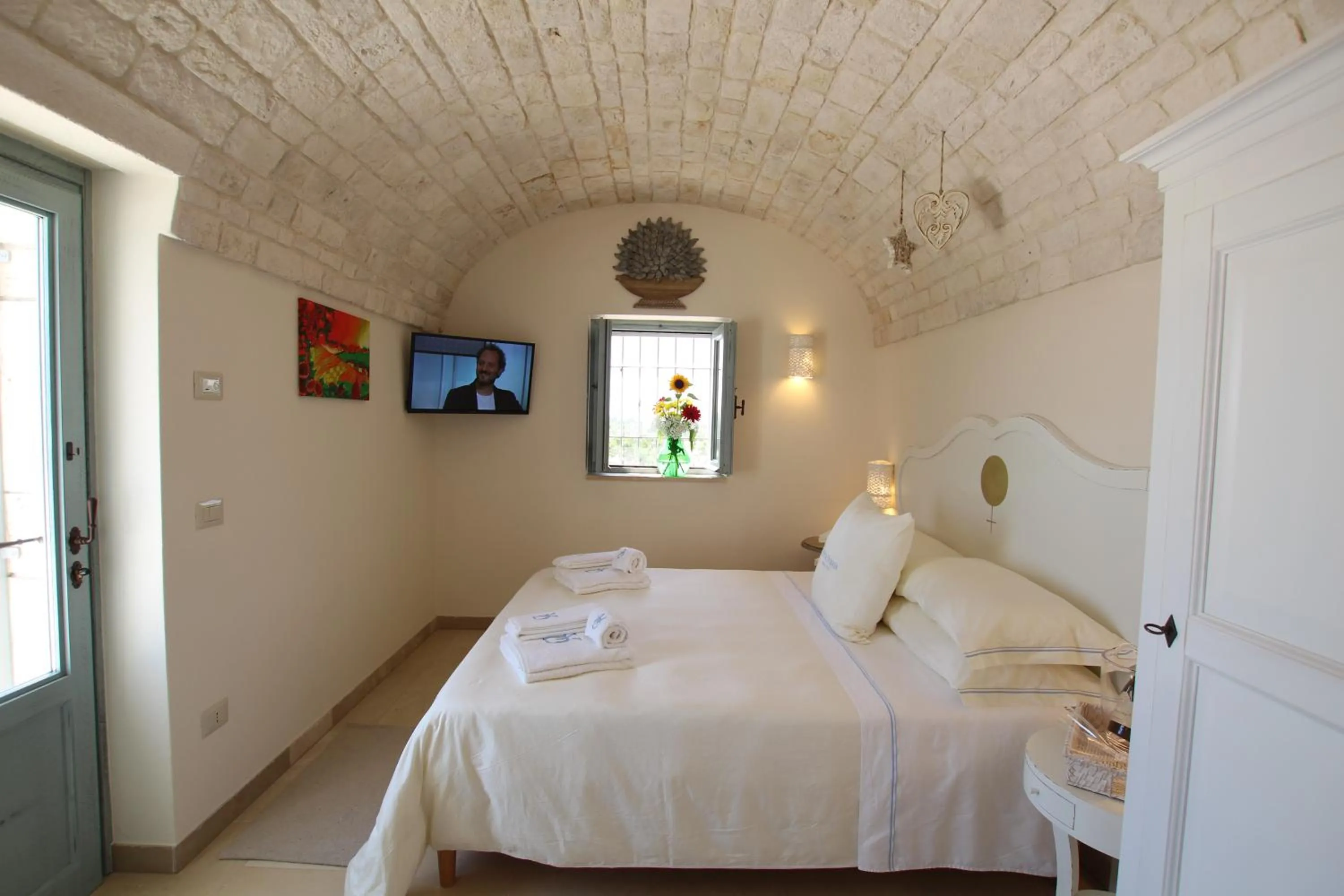 Photo of the whole room, Bed in Vita Dorata - rural chic