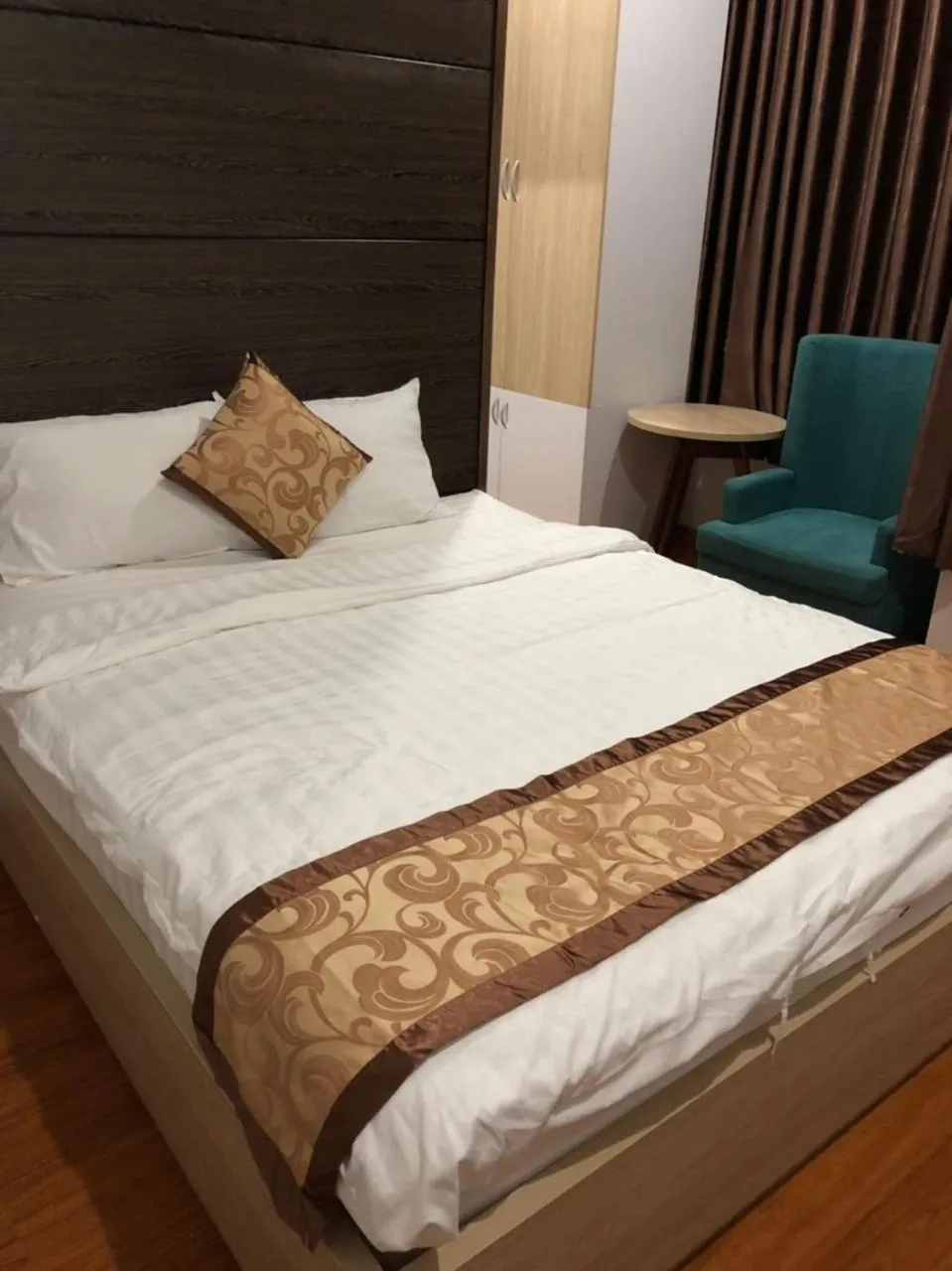 Bed in Phi Long Hotel