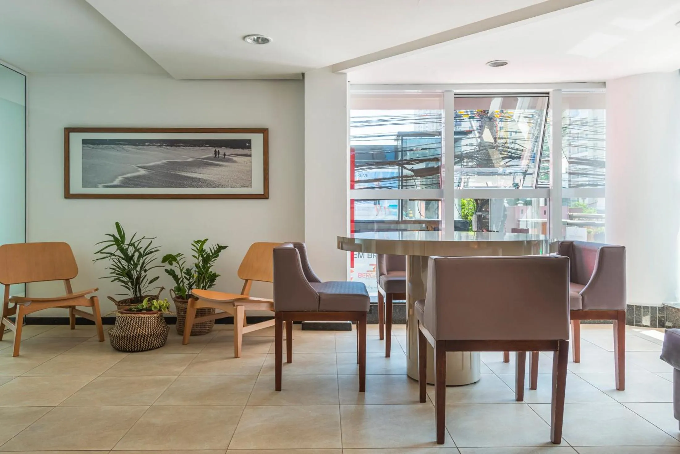 Communal lounge/ TV room in Hotel Melo