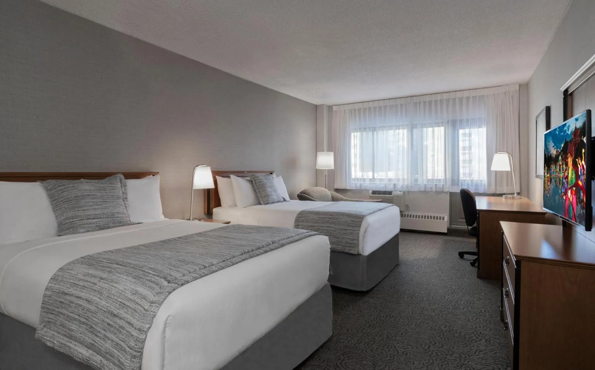 Photo of the whole room, Bed in L'Appartement Hôtel