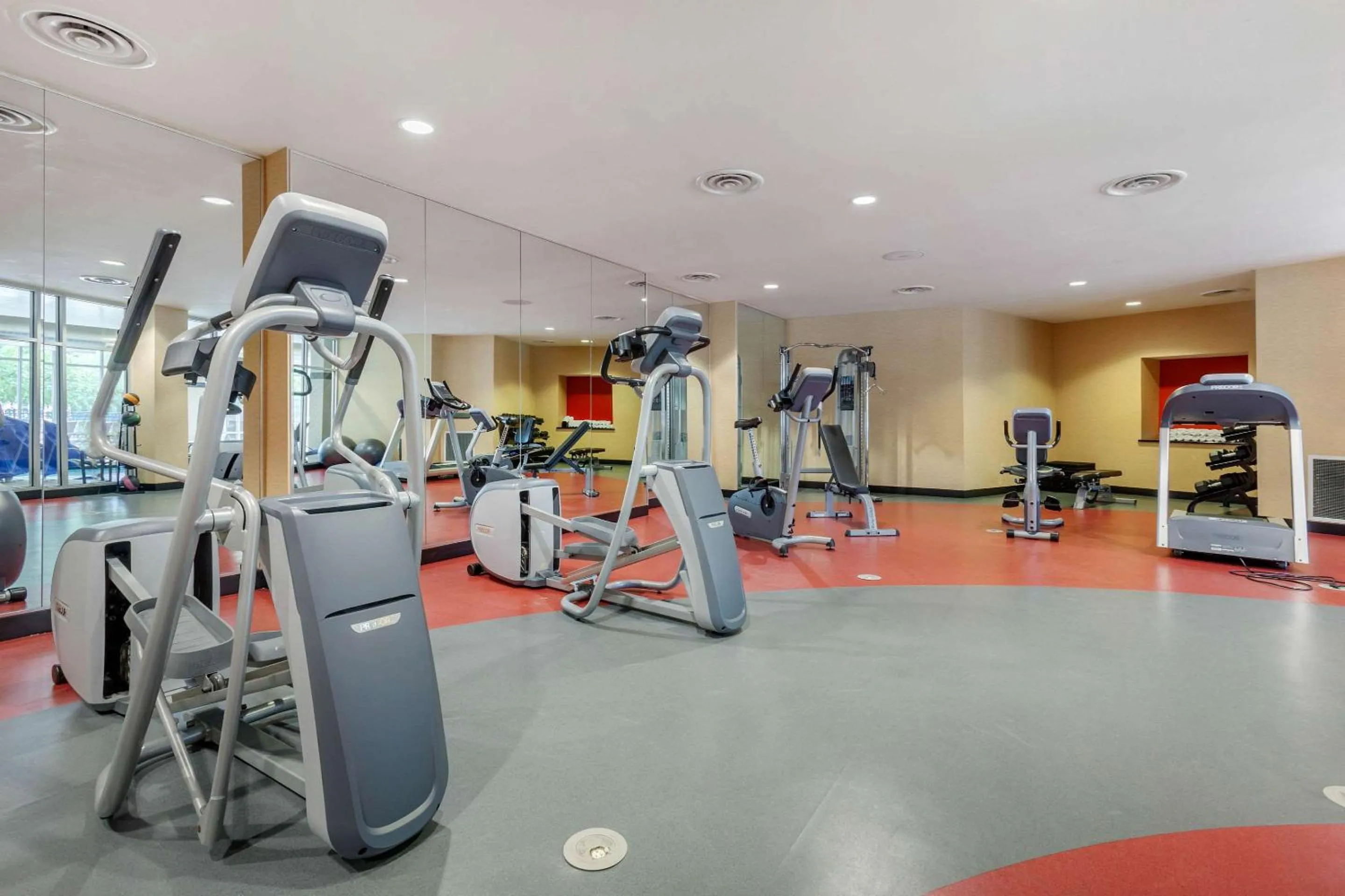 Fitness centre/facilities in Cambria Hotel Denver International Airport
