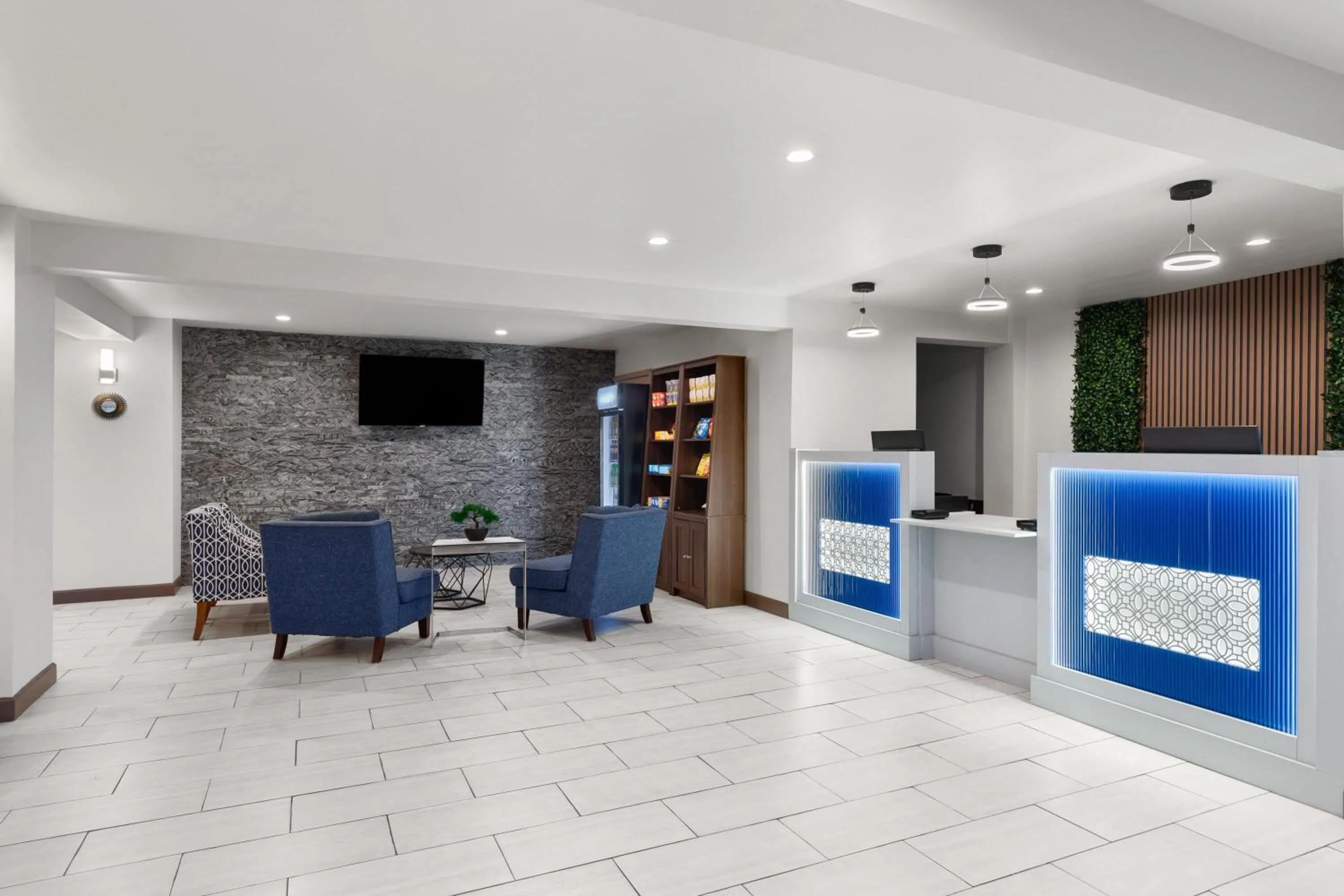 Lobby or reception in Baymont by Wyndham Dothan