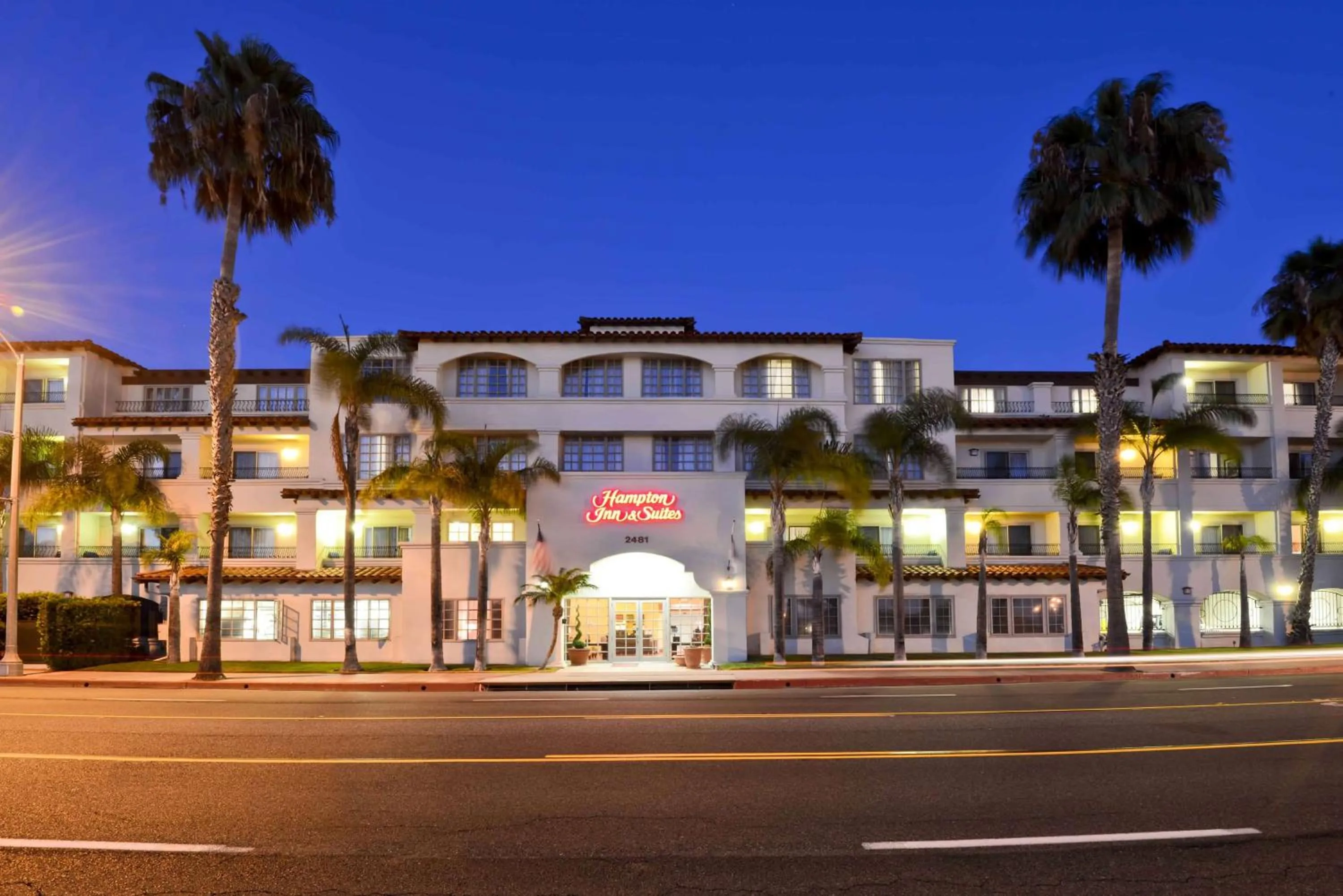 Property building in Hampton Inn & Suites San Clemente