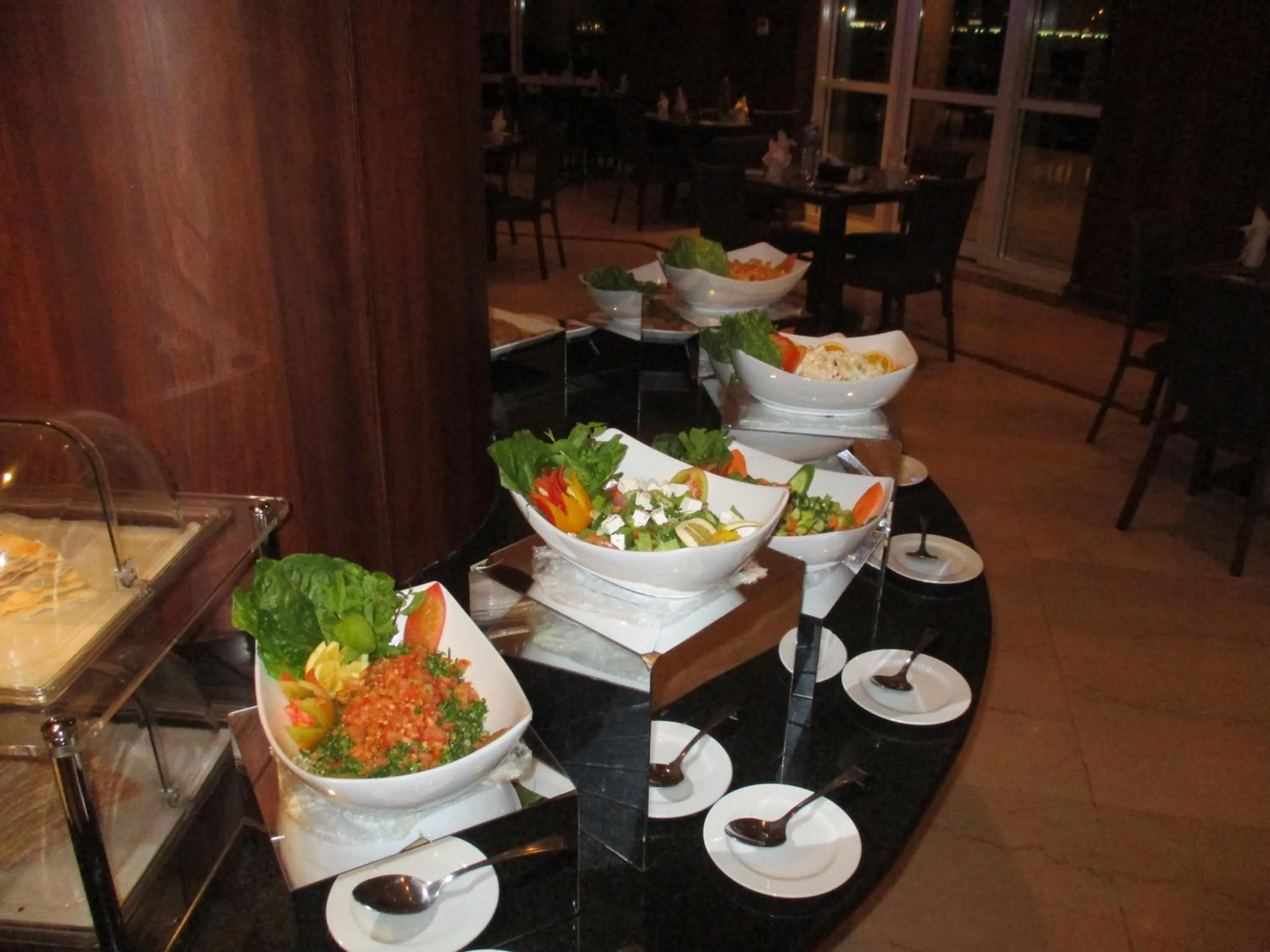 Restaurant/places to eat in Executives Hotel - Azizia